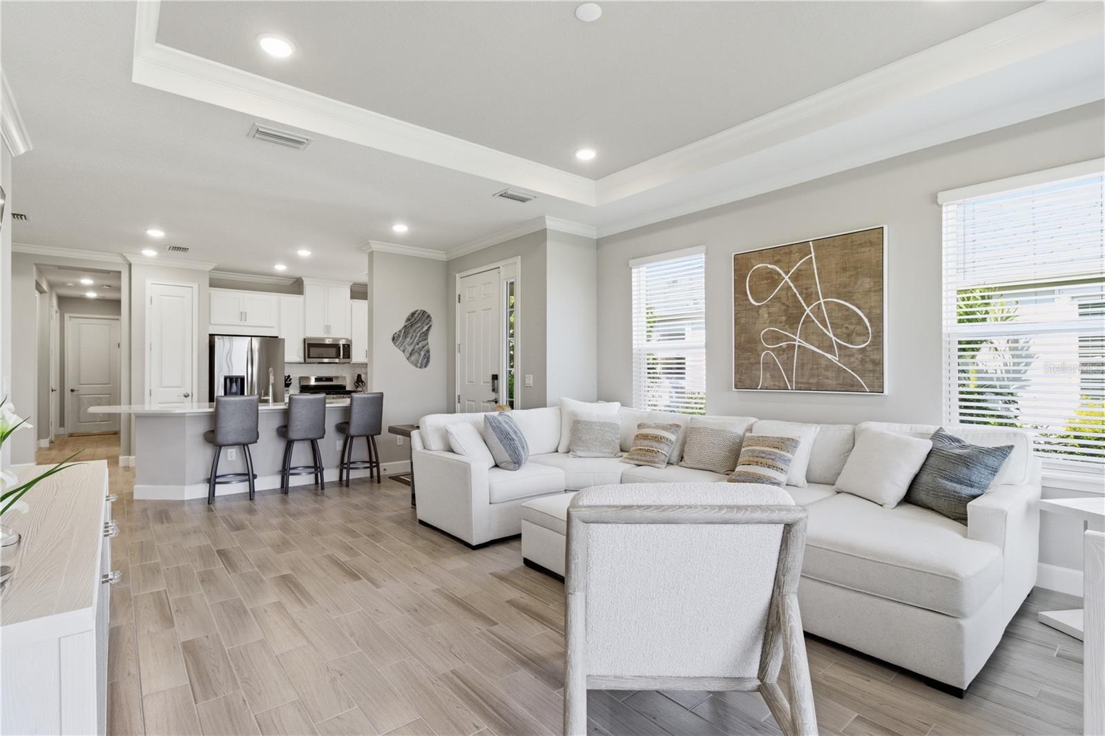 AZARIO ESPLANADE PH VII - Residential