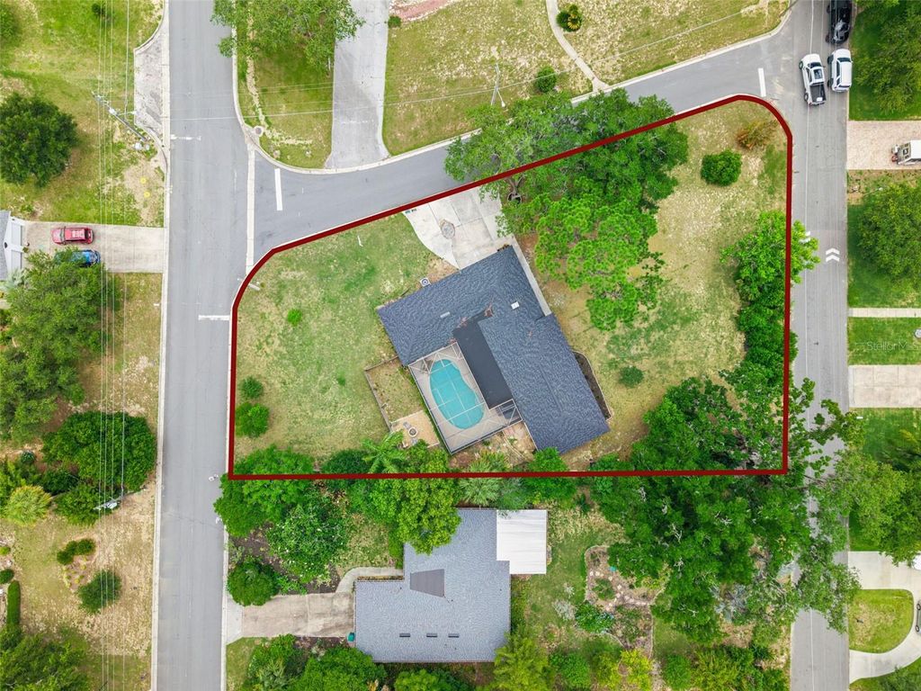 Photo of 1510 Overlook Drive, Mount Dora, FL 32757 (MLS # O6414252)