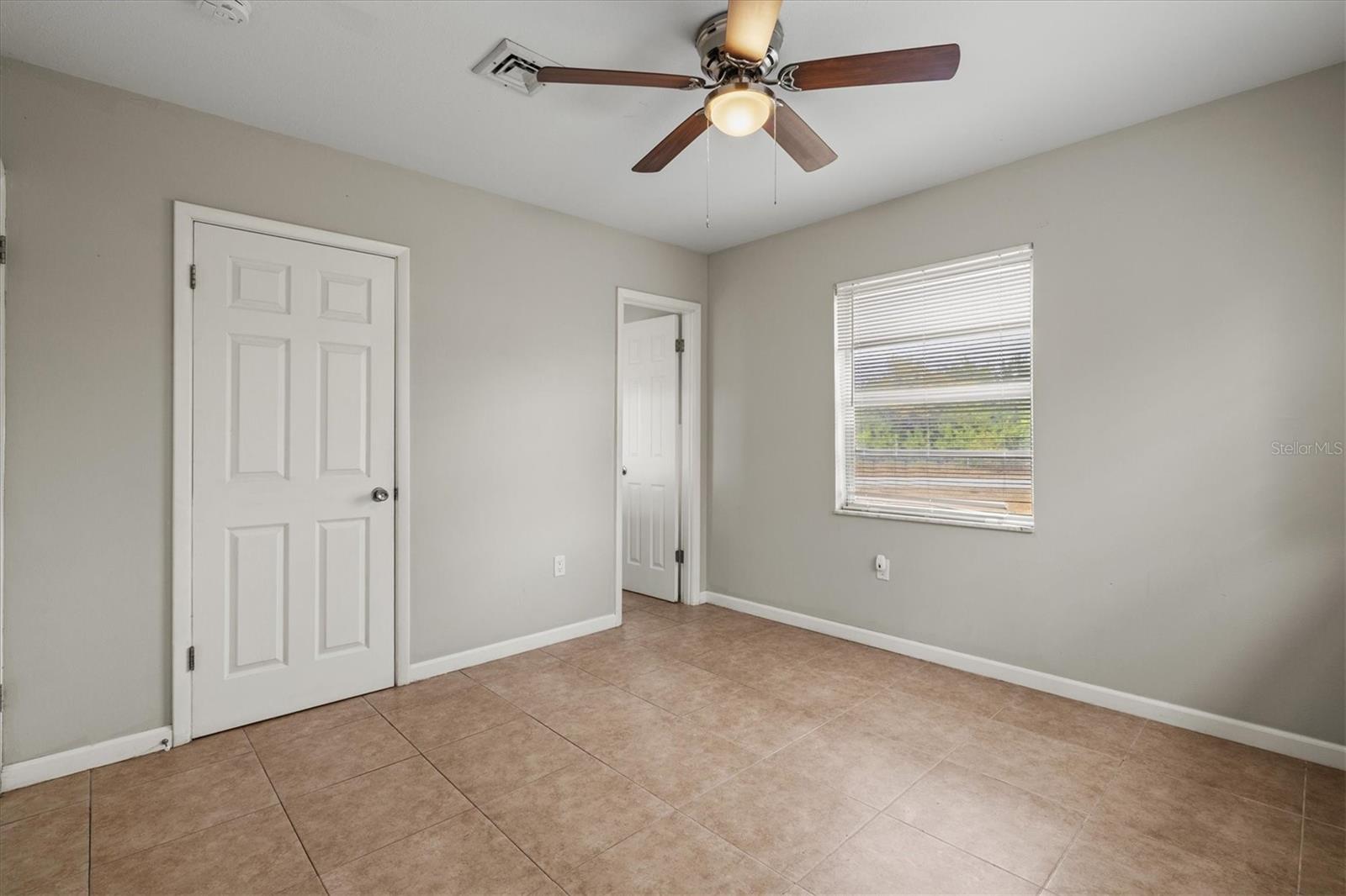 WARM MINERAL SPRINGS UNIT 83 84 AND 87 REPLAT - Residential