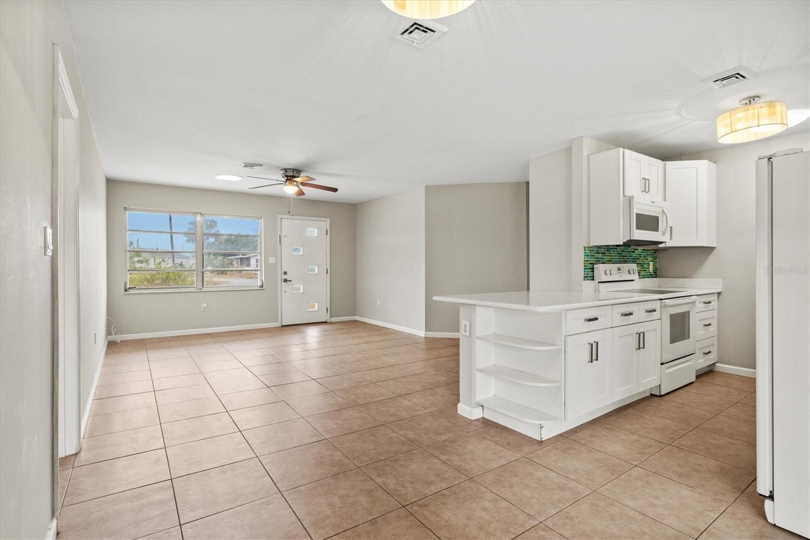 WARM MINERAL SPRINGS UNIT 83 84 AND 87 REPLAT - Residential