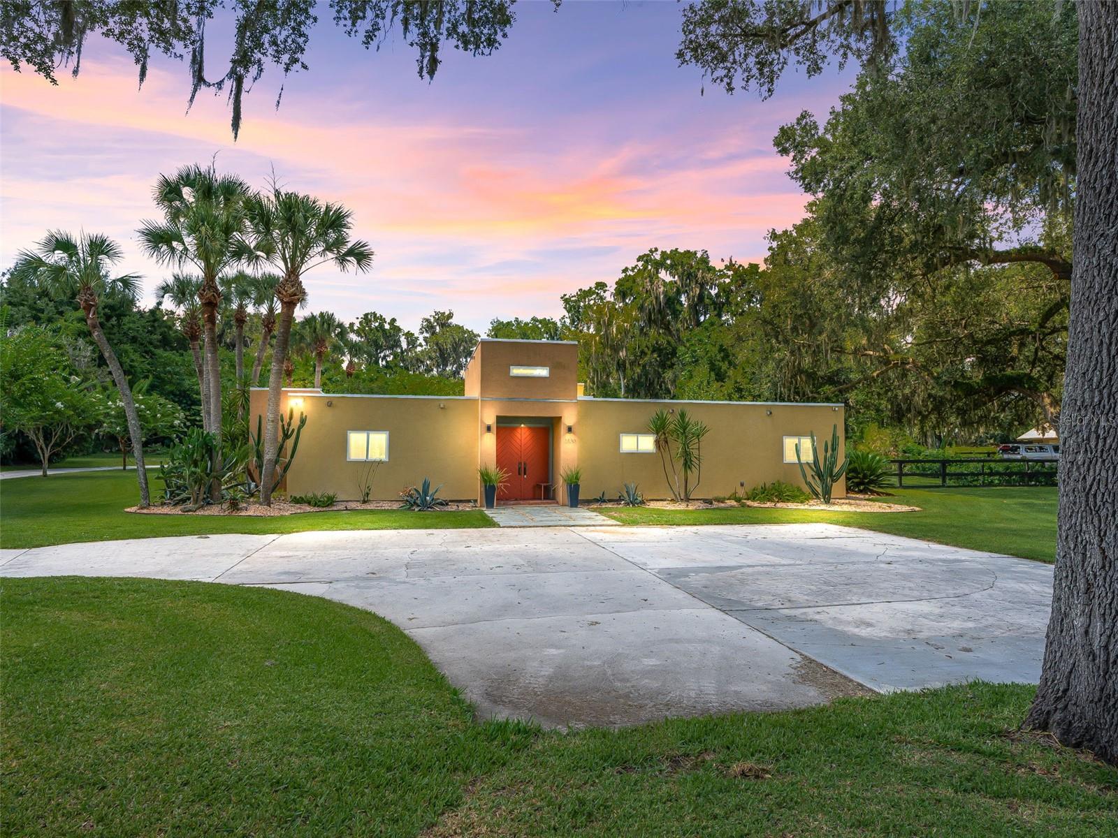 2330 SW 37 STREET