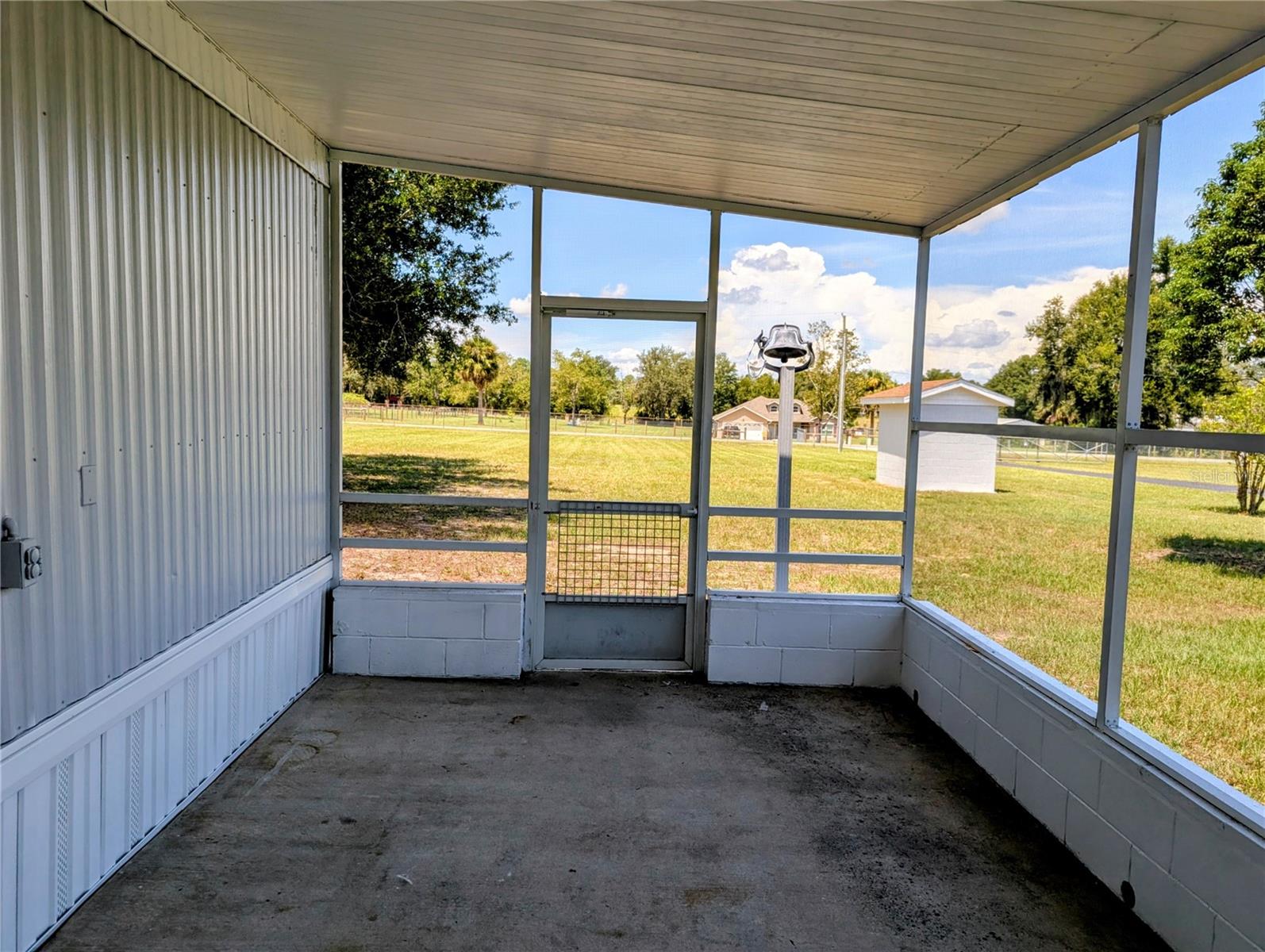 ACREAGE - Residential Lease