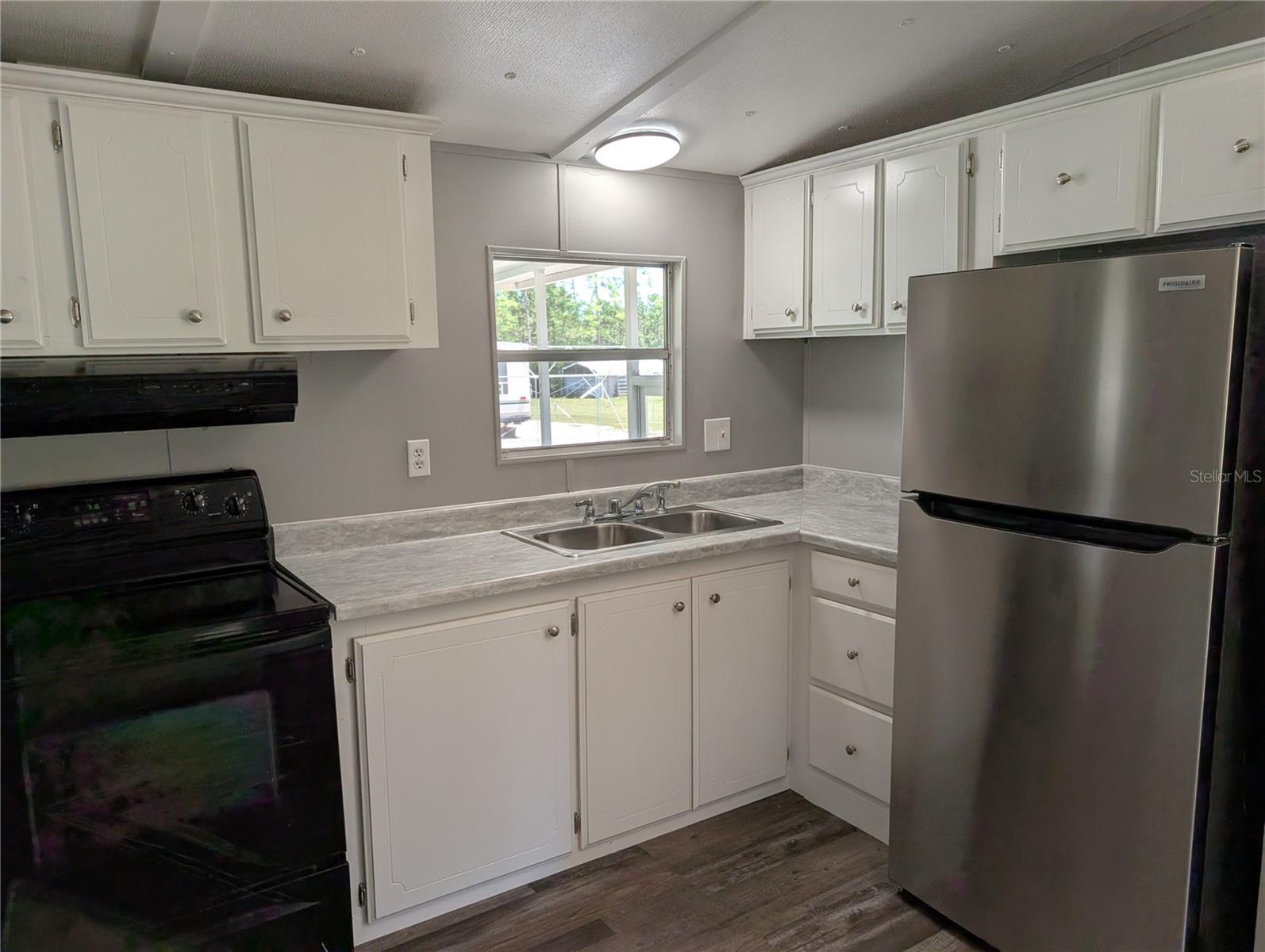 ACREAGE - Residential Lease