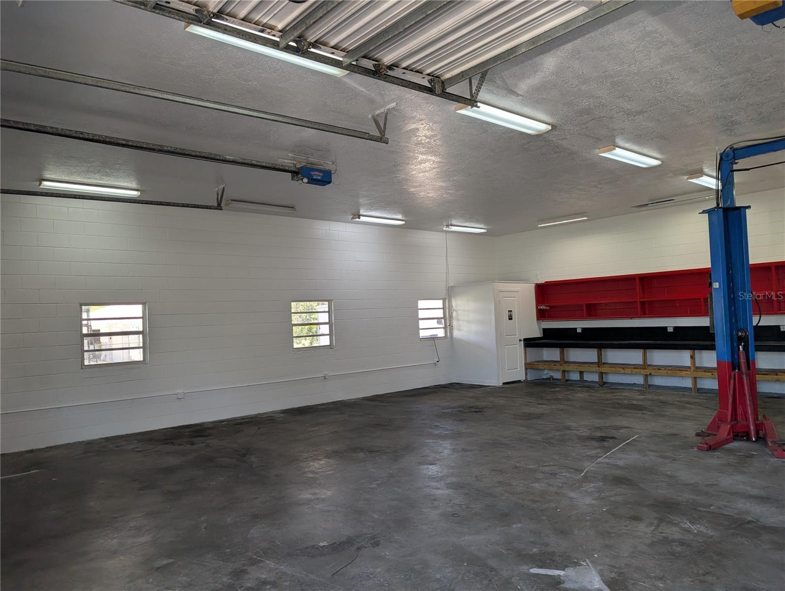 ACREAGE - Residential Lease