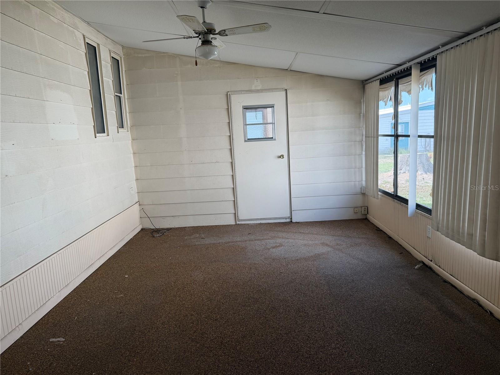 1007 CASSANDRA LANE