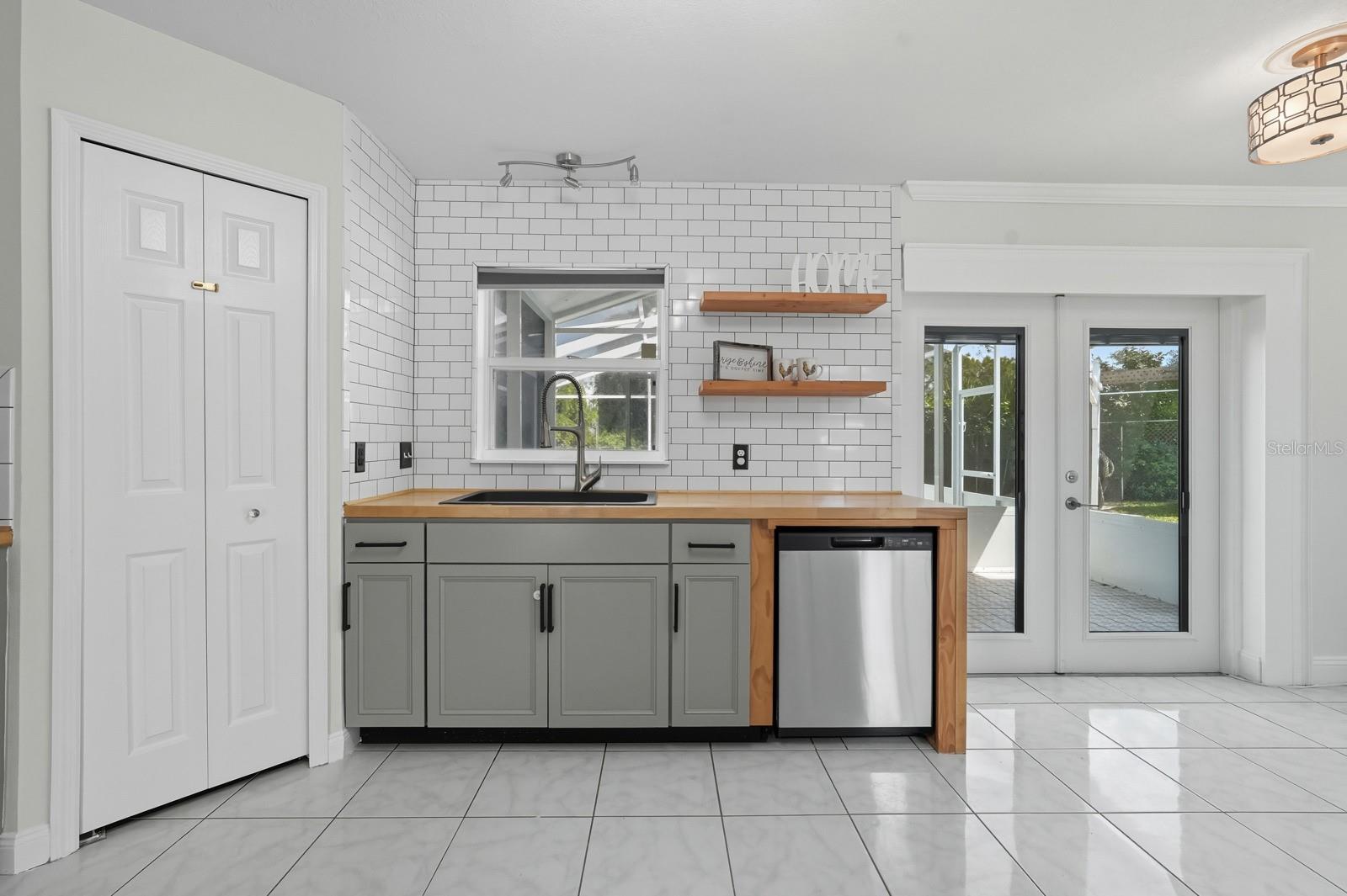 DELTONA LAKES UNIT 45 - Residential