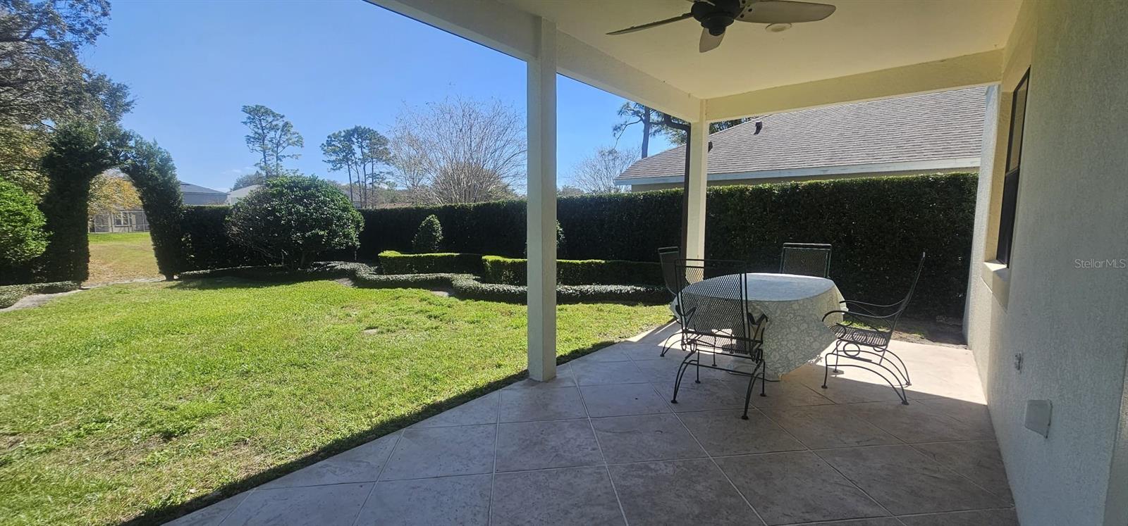 SPRING GLEN UNIT 02 - Residential Lease