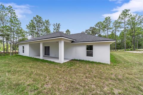 A home in DUNNELLON