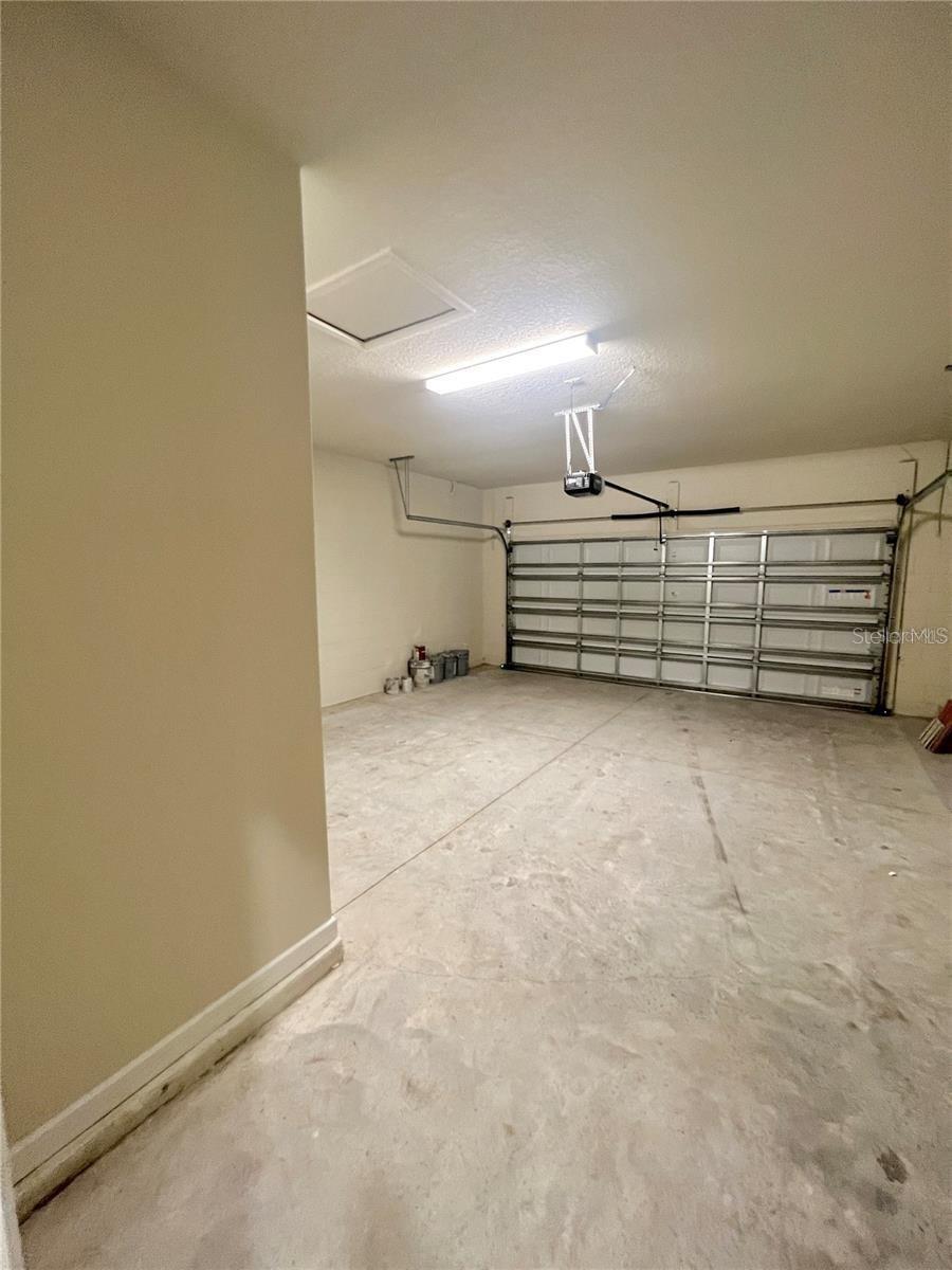 SAVANNAH PALMS - Residential Lease