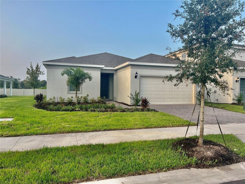 Photo of 13049 Skyway Lane, Orlando, FL 32828 (MLS # O6373150)