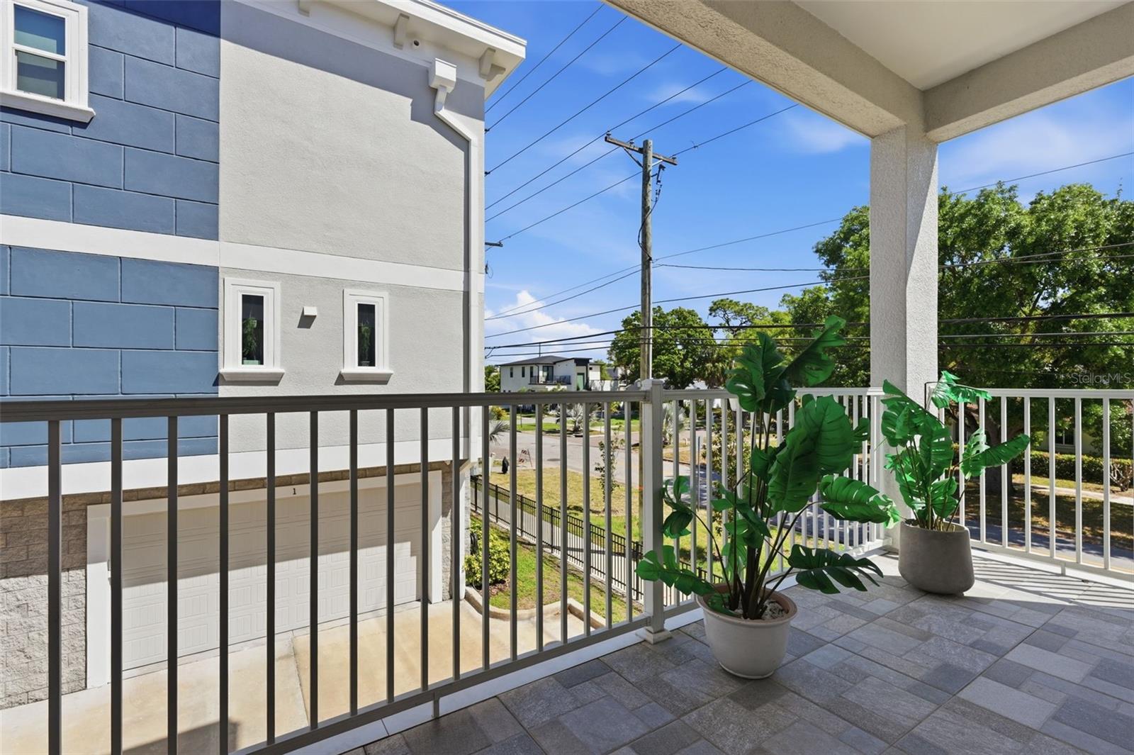 ROLAND STREET TWNHMS - Residential