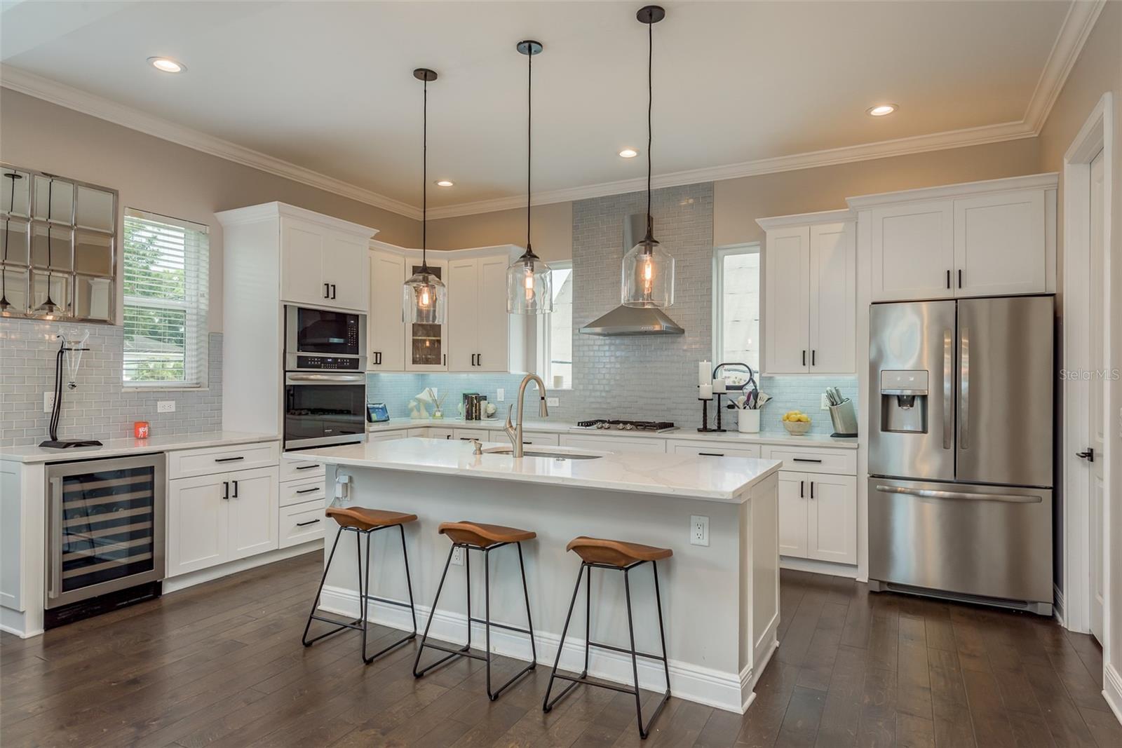 3702 W ROLAND STREET 2