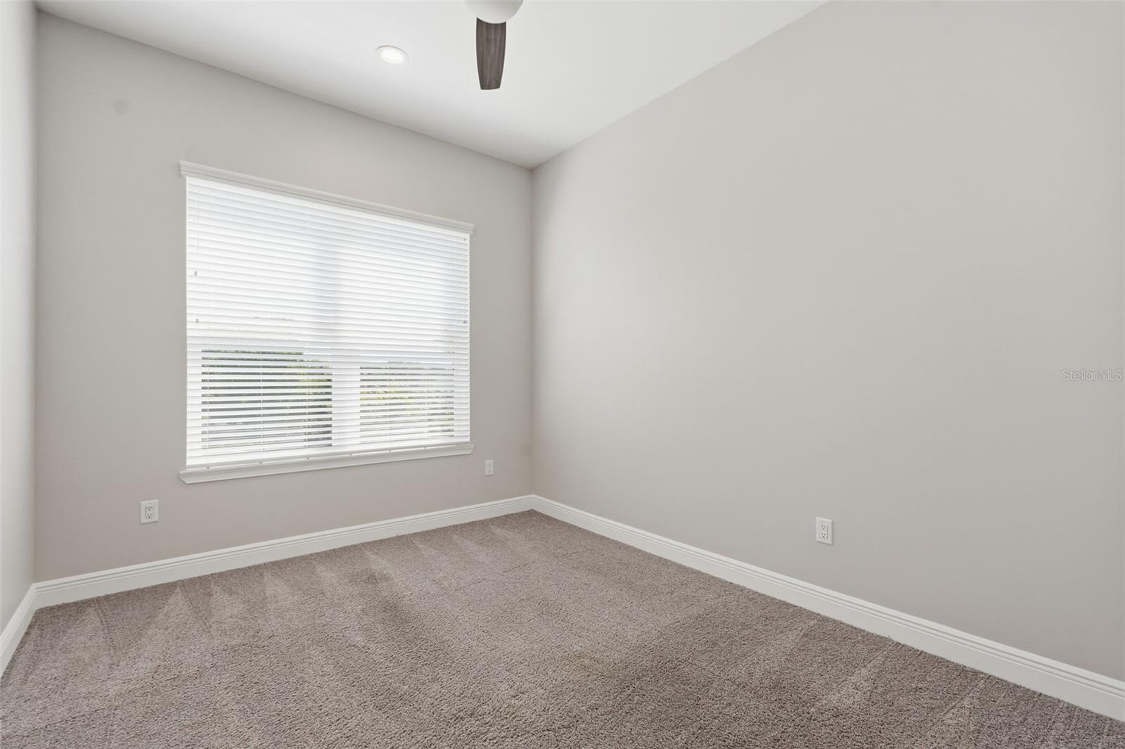 ROLAND STREET TWNHMS - Residential