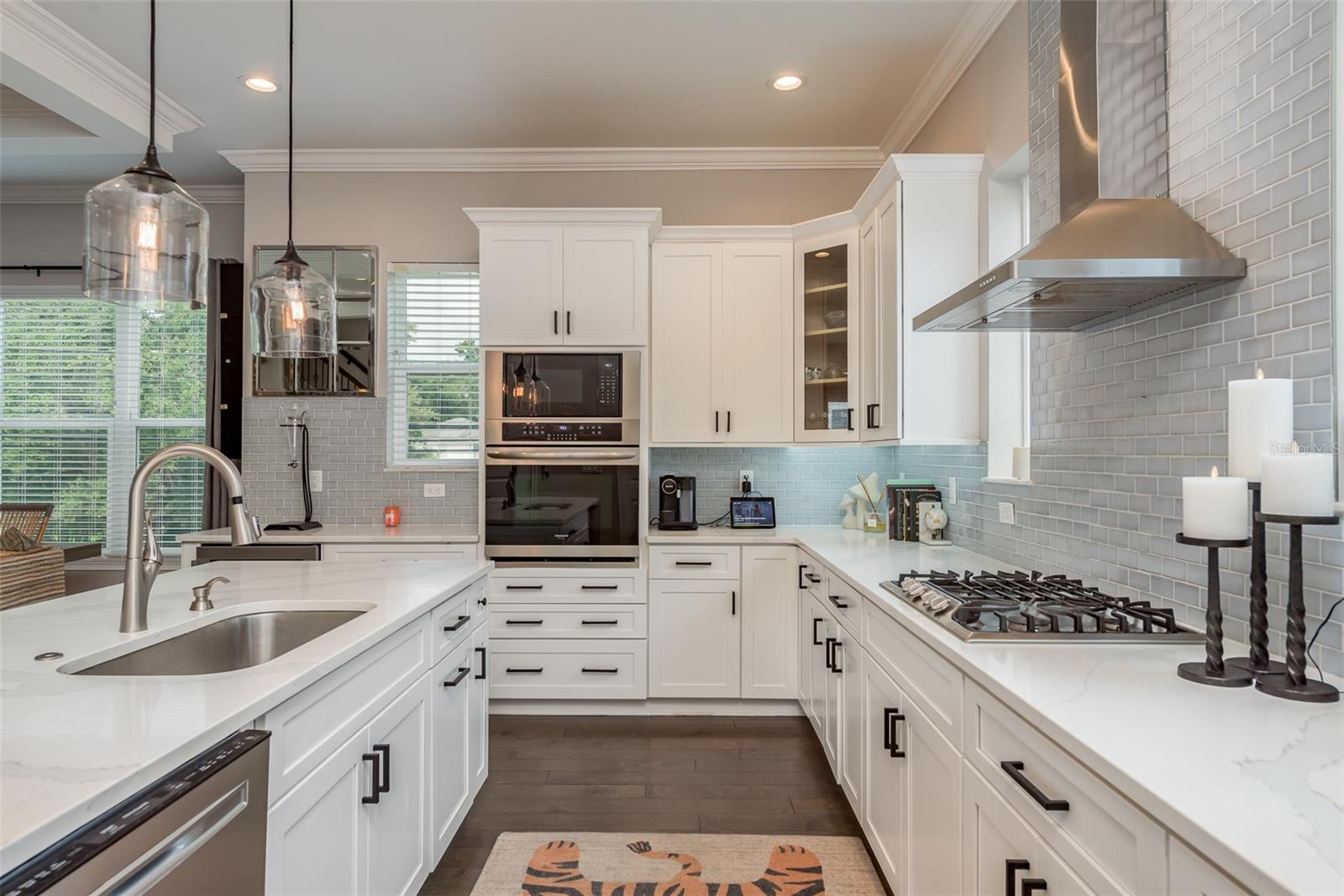 ROLAND STREET TWNHMS - Residential