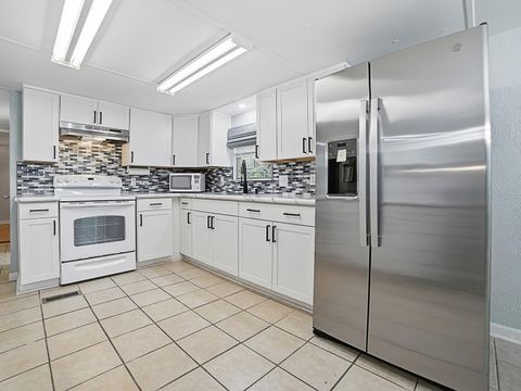Tiny photo for 16040 SE 95th Court, Summerfield, FL 34491 (MLS # G5114474)
