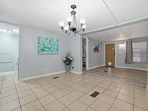 Tiny photo for 16040 SE 95th Court, Summerfield, FL 34491 (MLS # G5114474)