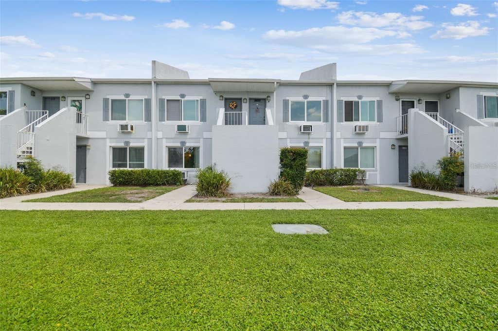 Photo of 4143 Dolphin Drive, Tampa, FL 33617 (MLS # TB8518825)
