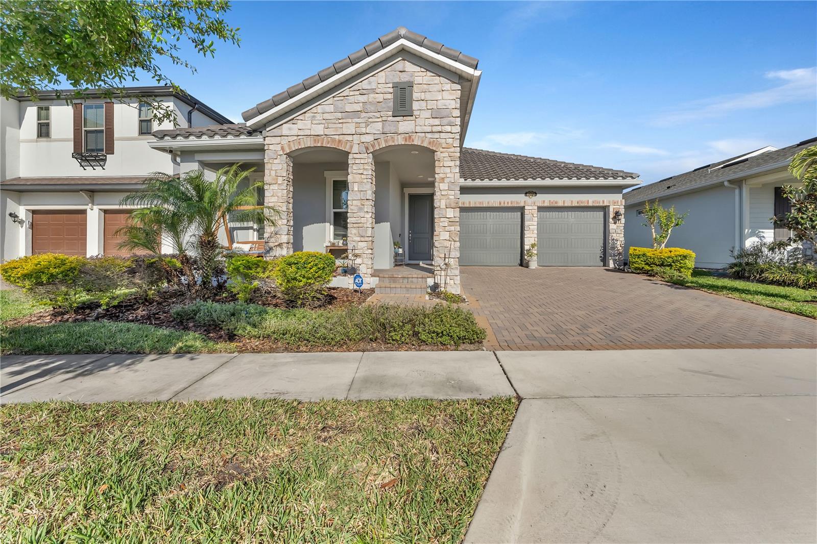 8272 PROCIDA ISLE LANE