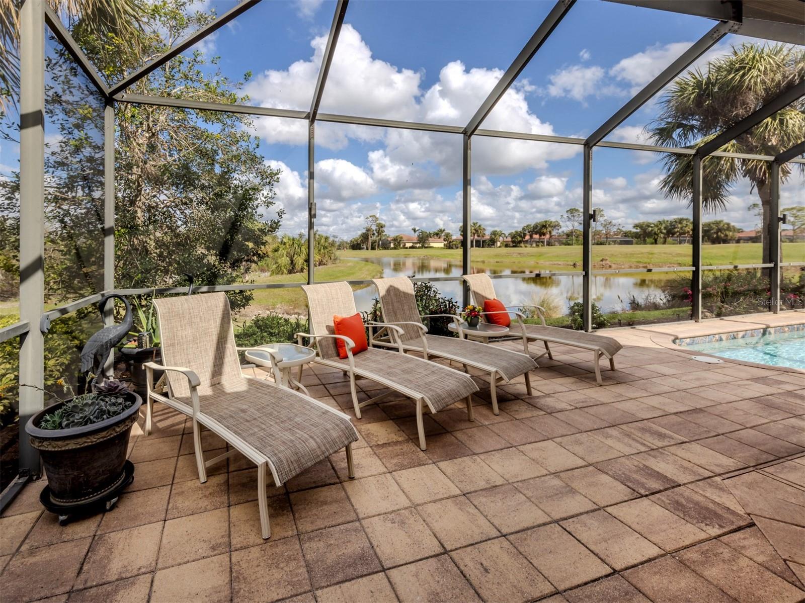 190 MONTELLUNA DRIVE North