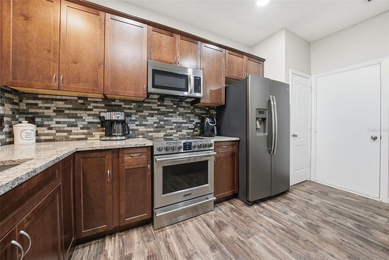 VALHALLA PH 3-4 - Residential