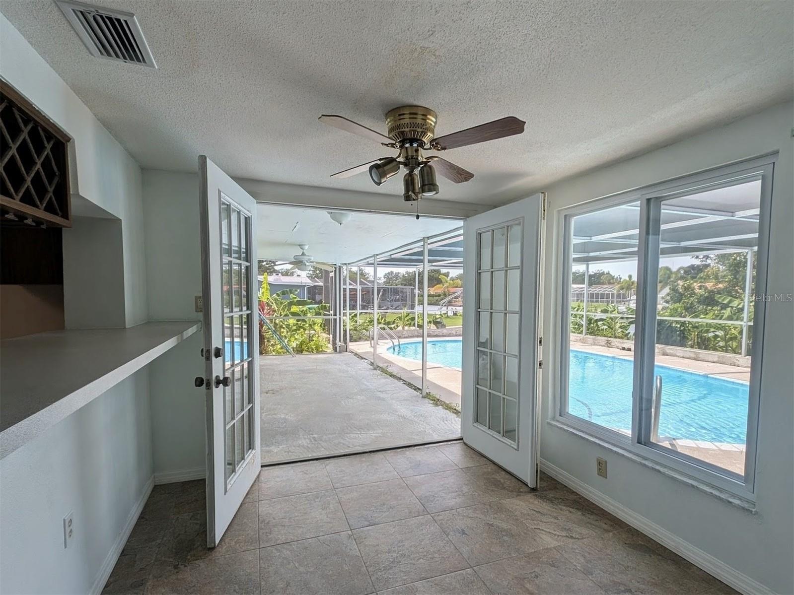 ELDE ORO WEST - Residential