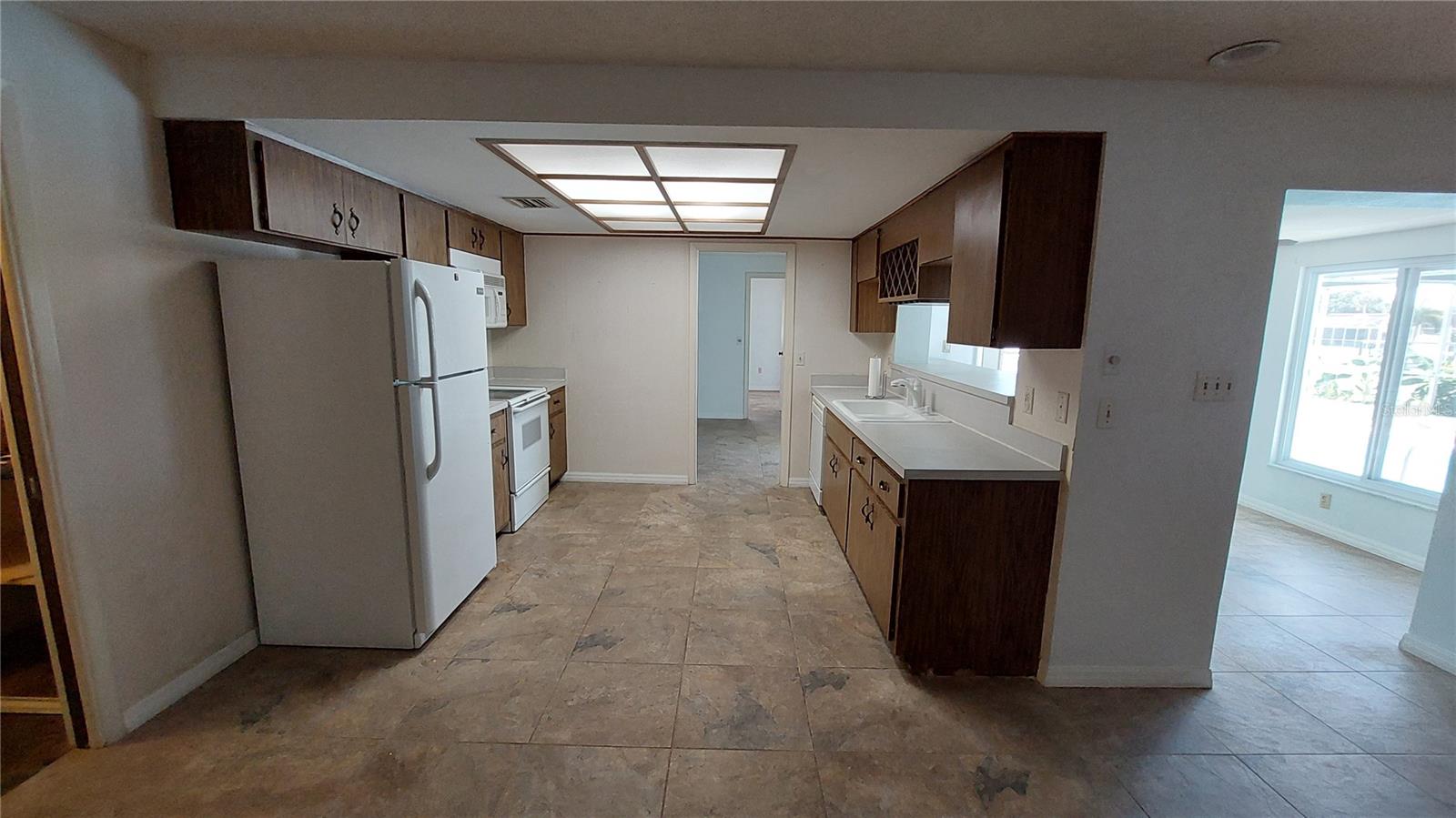 ELDE ORO WEST - Residential