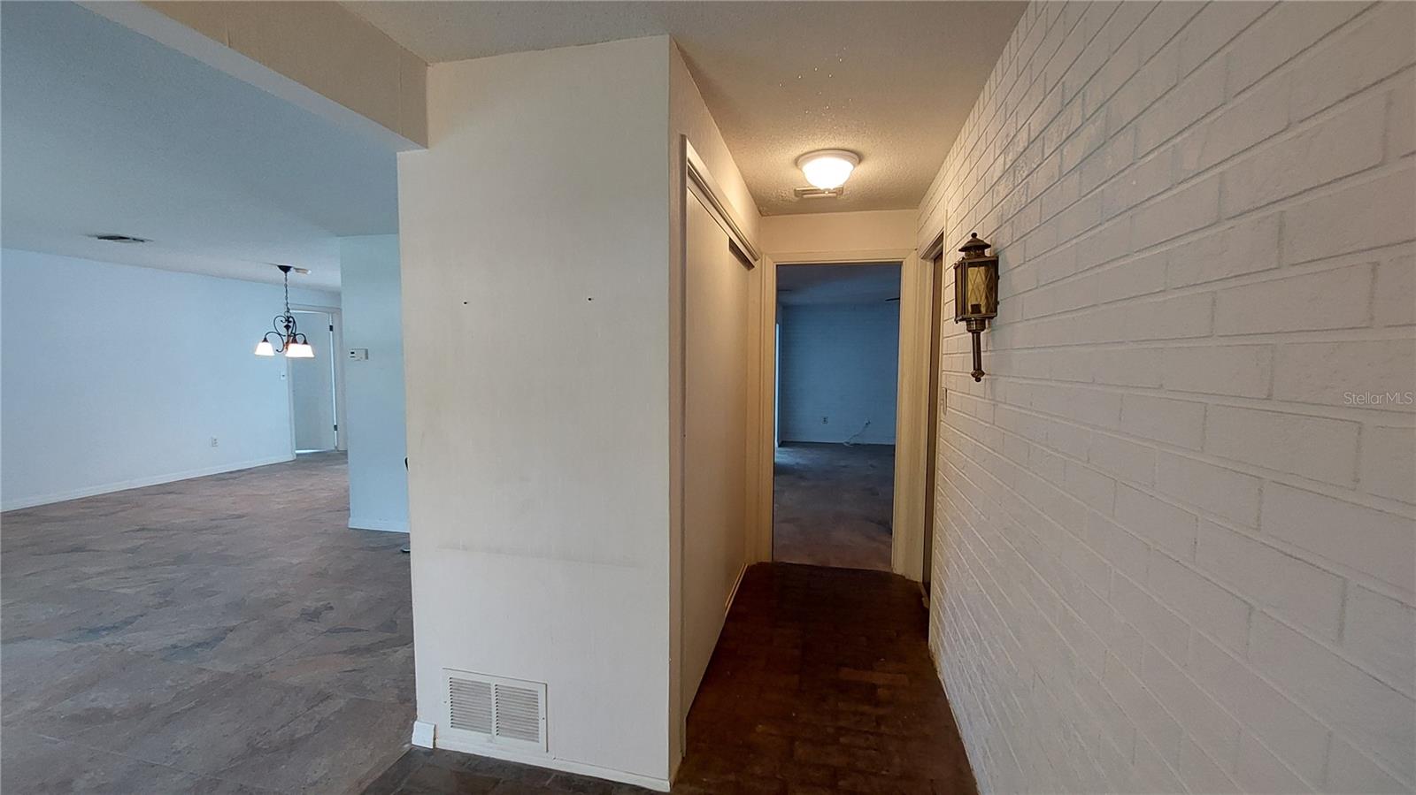 ELDE ORO WEST - Residential