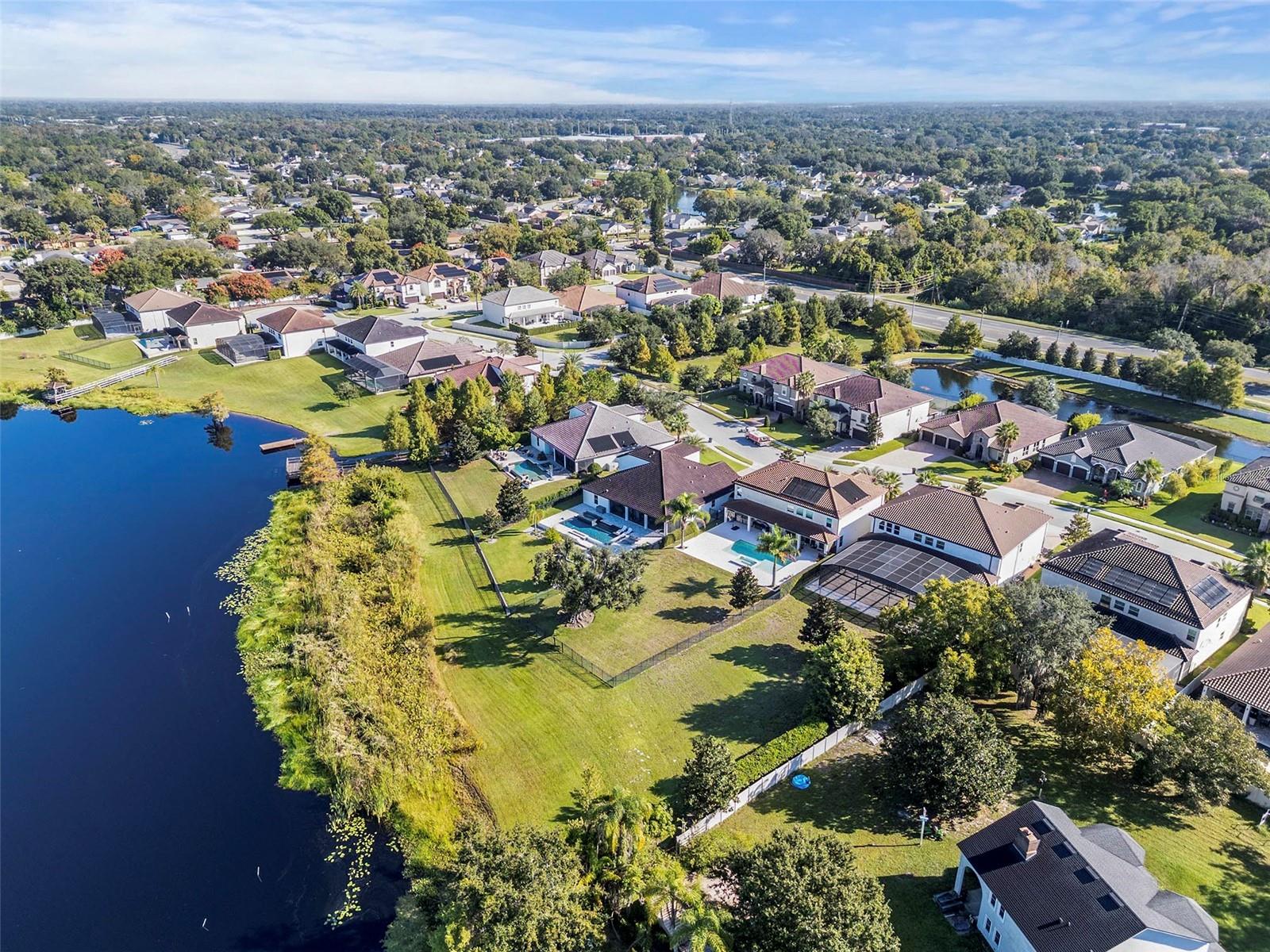 LAKESIDE ESTATES - Residential