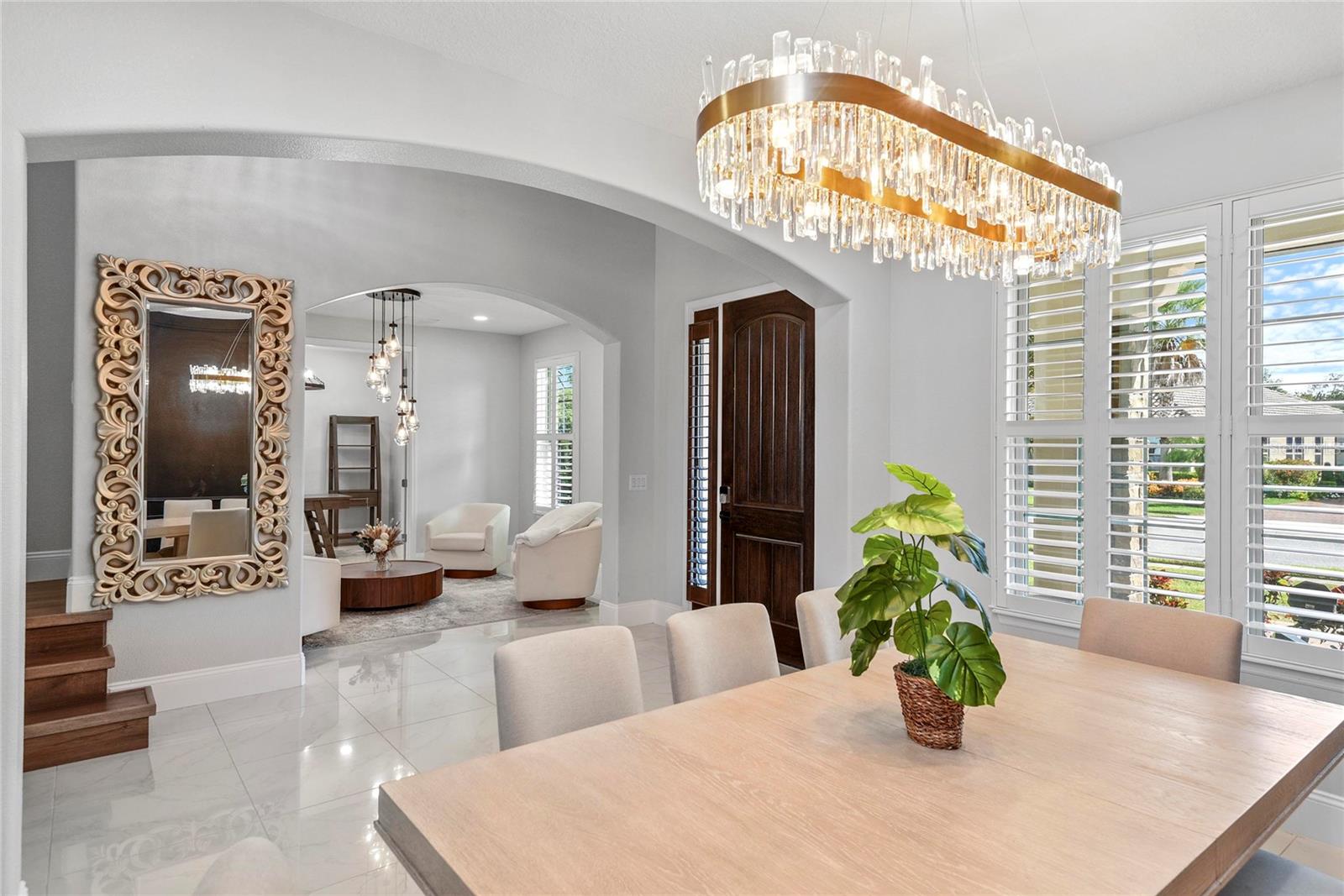 LAKESIDE ESTATES - Residential