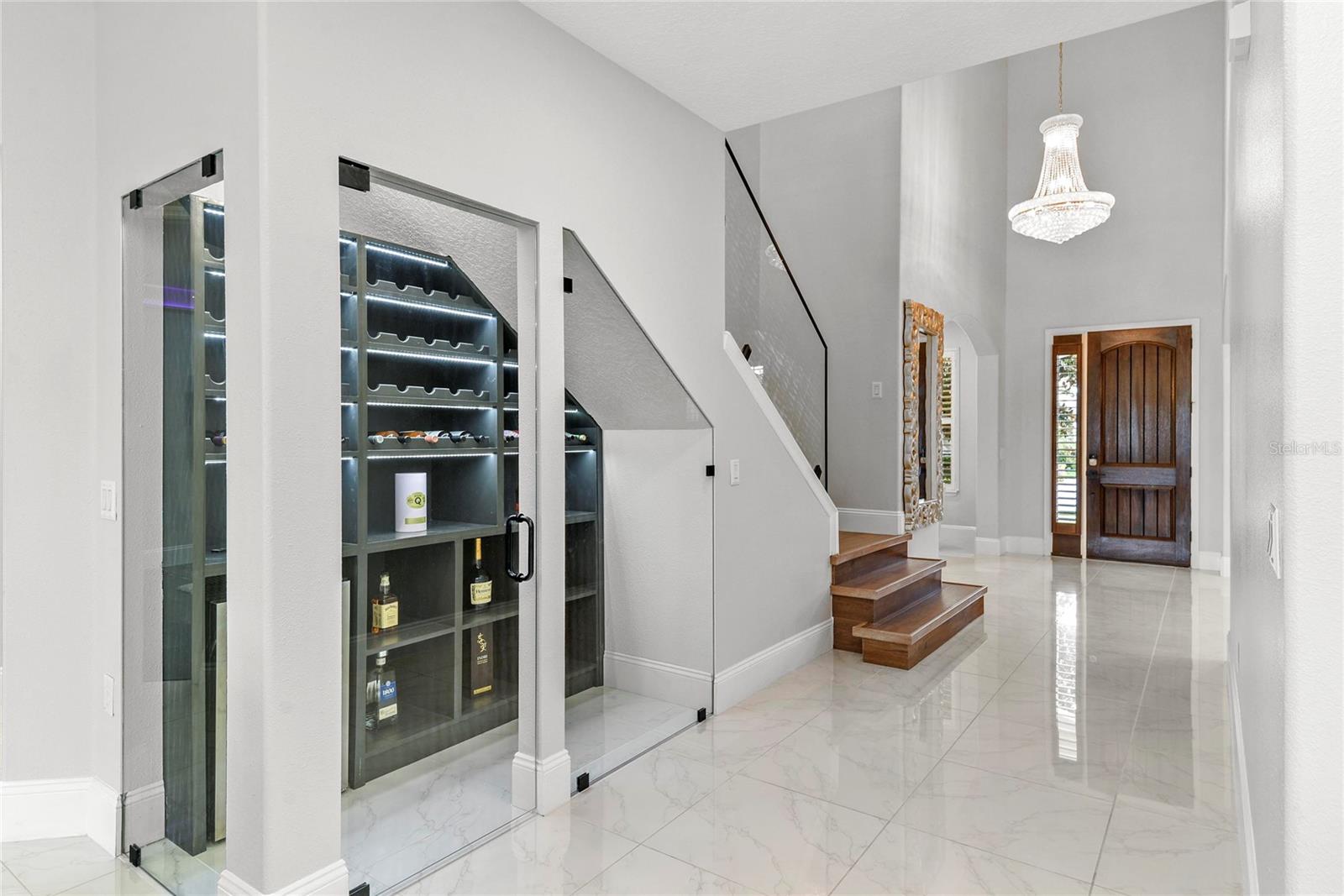 LAKESIDE ESTATES - Residential