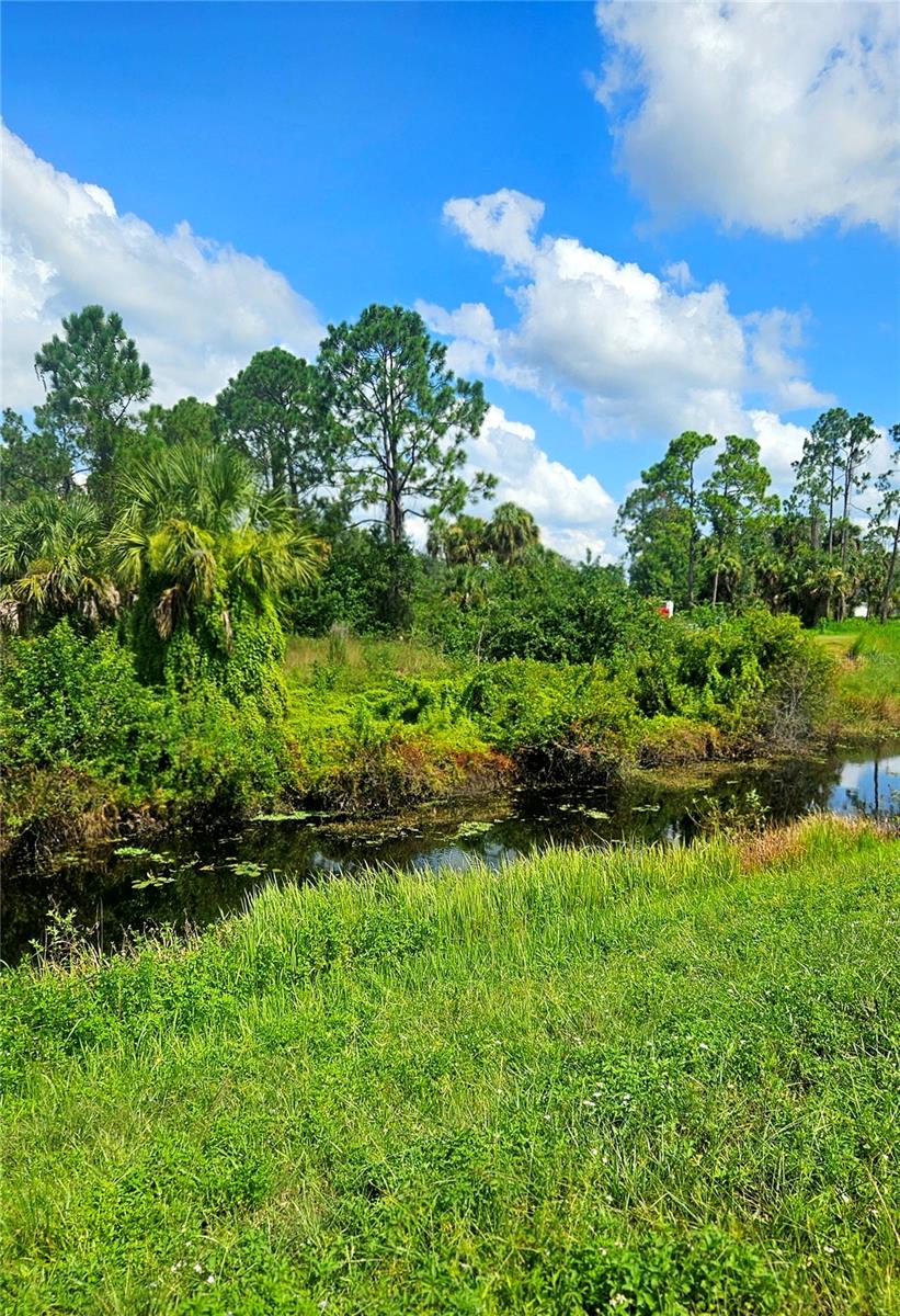 PORT CHARLOTTE SUB 25 - Land