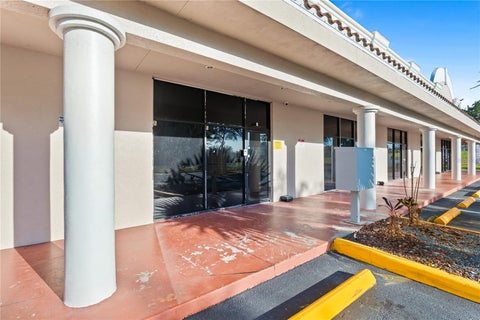 Tiny photo for 25010 Us Highway 27 #6, Leesburg, FL 34748 (MLS # G5119416)