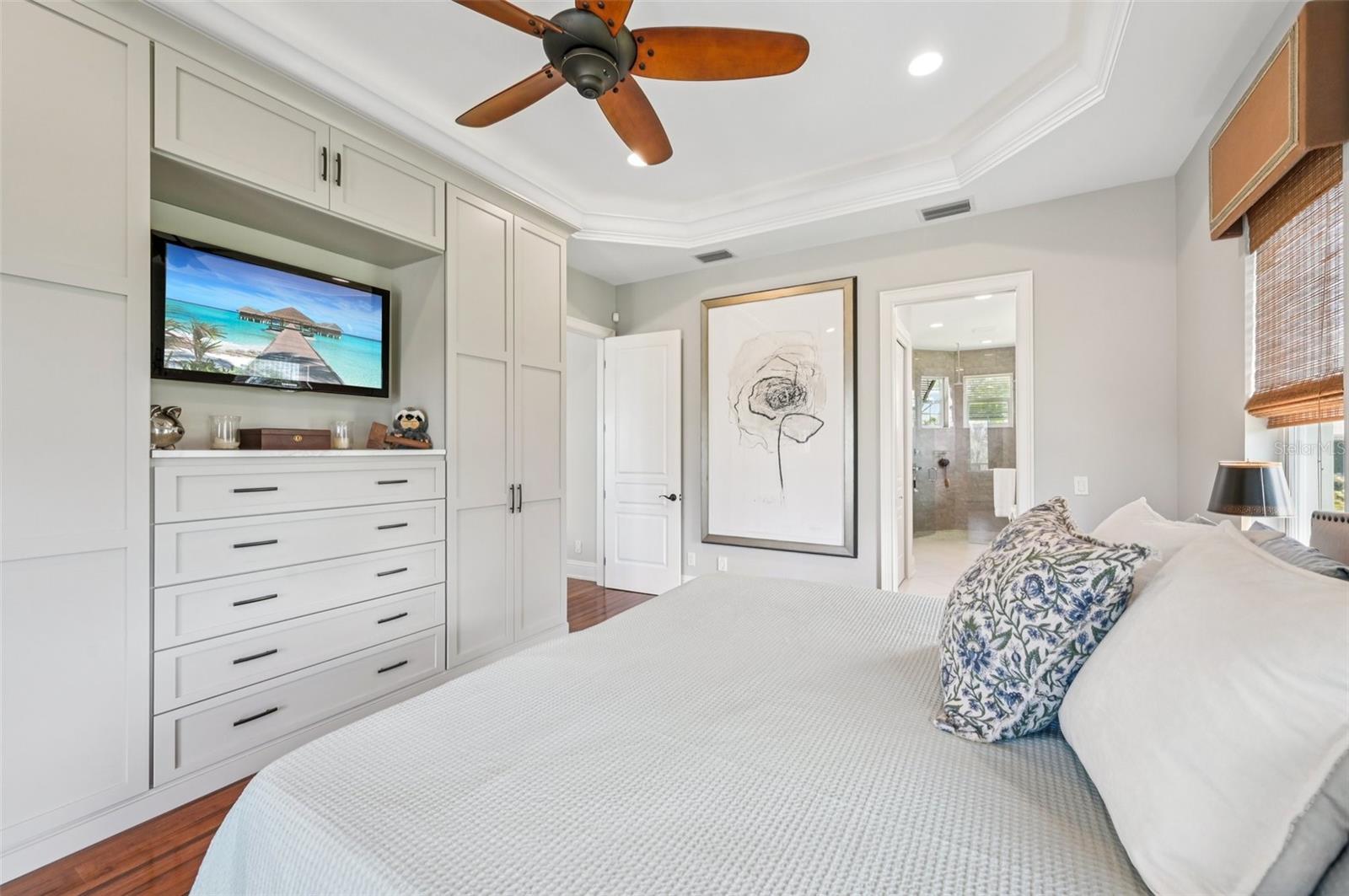 COLONIAL BAY ACRES - Residential