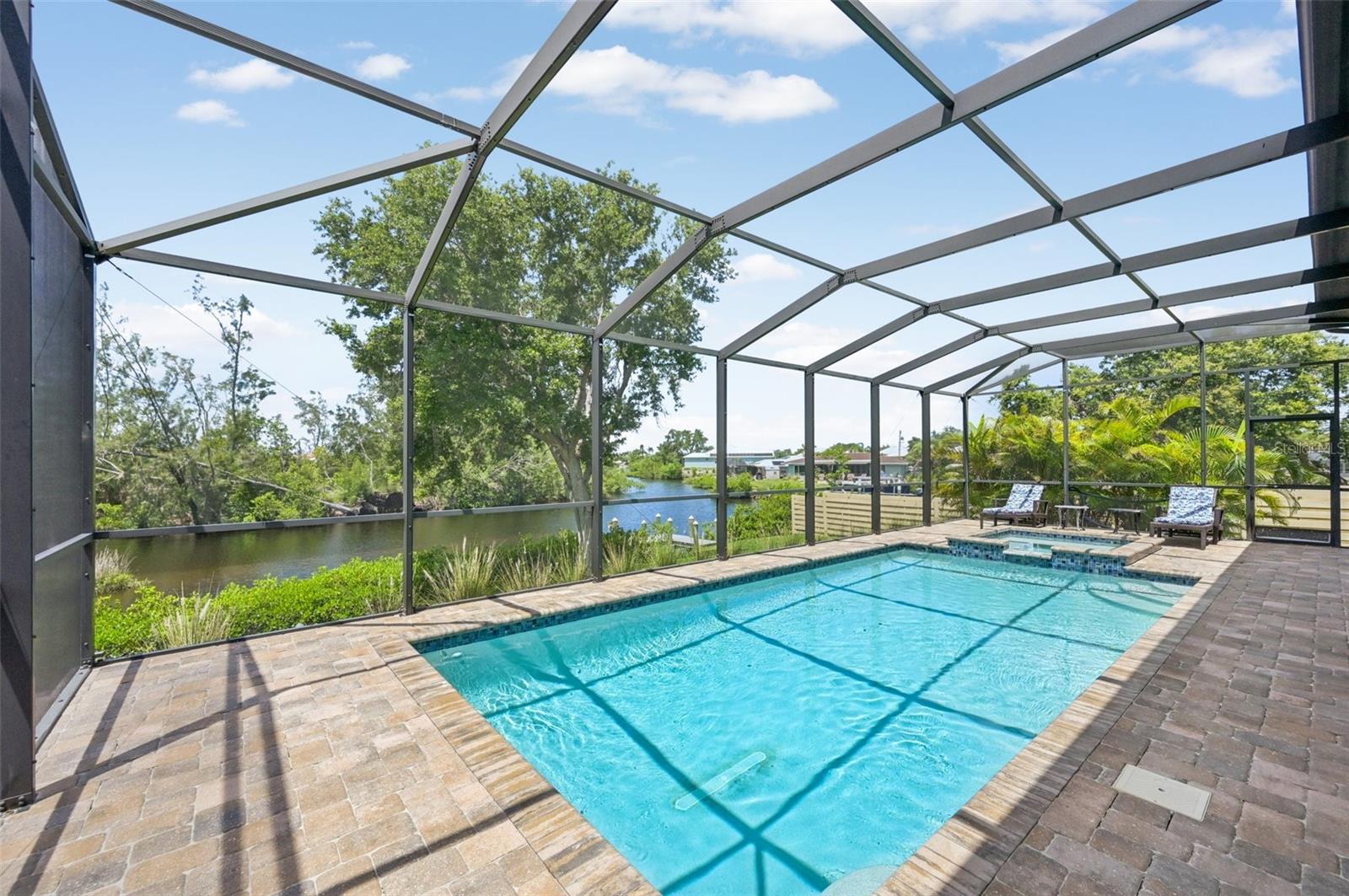 COLONIAL BAY ACRES - Residential