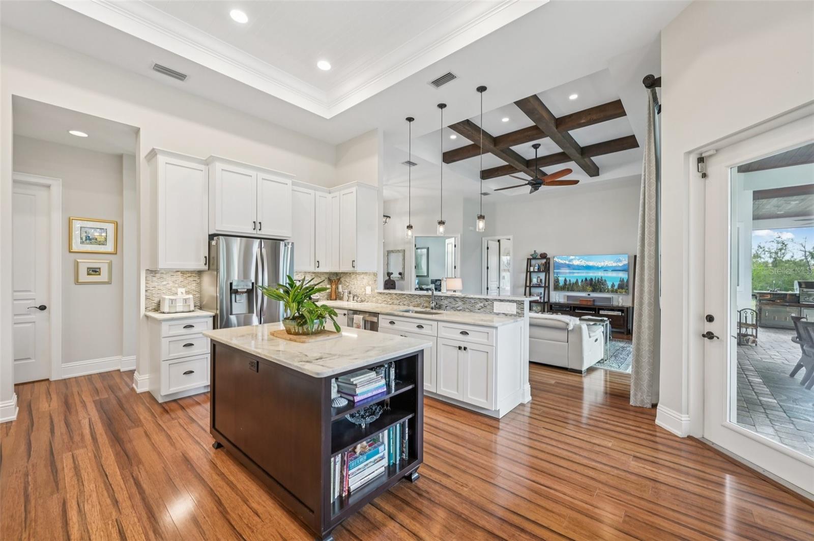 COLONIAL BAY ACRES - Residential