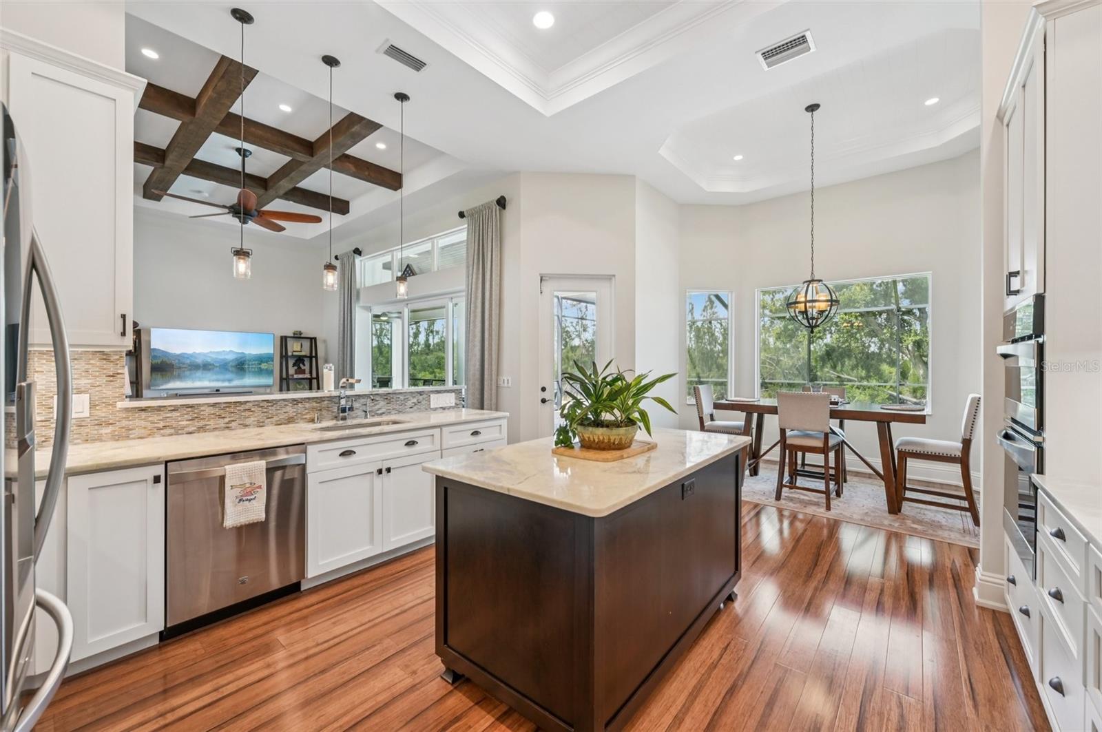 COLONIAL BAY ACRES - Residential