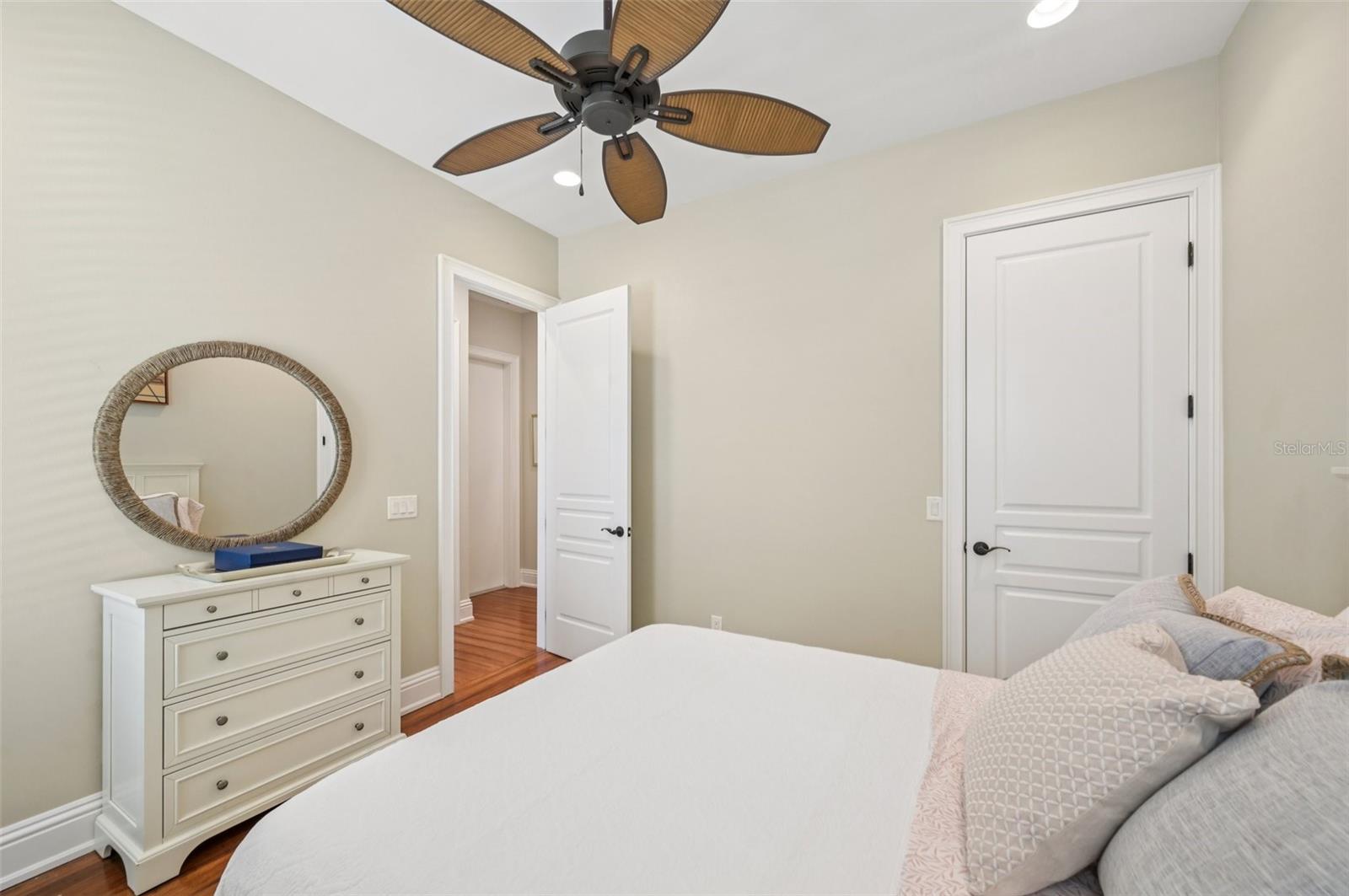 COLONIAL BAY ACRES - Residential