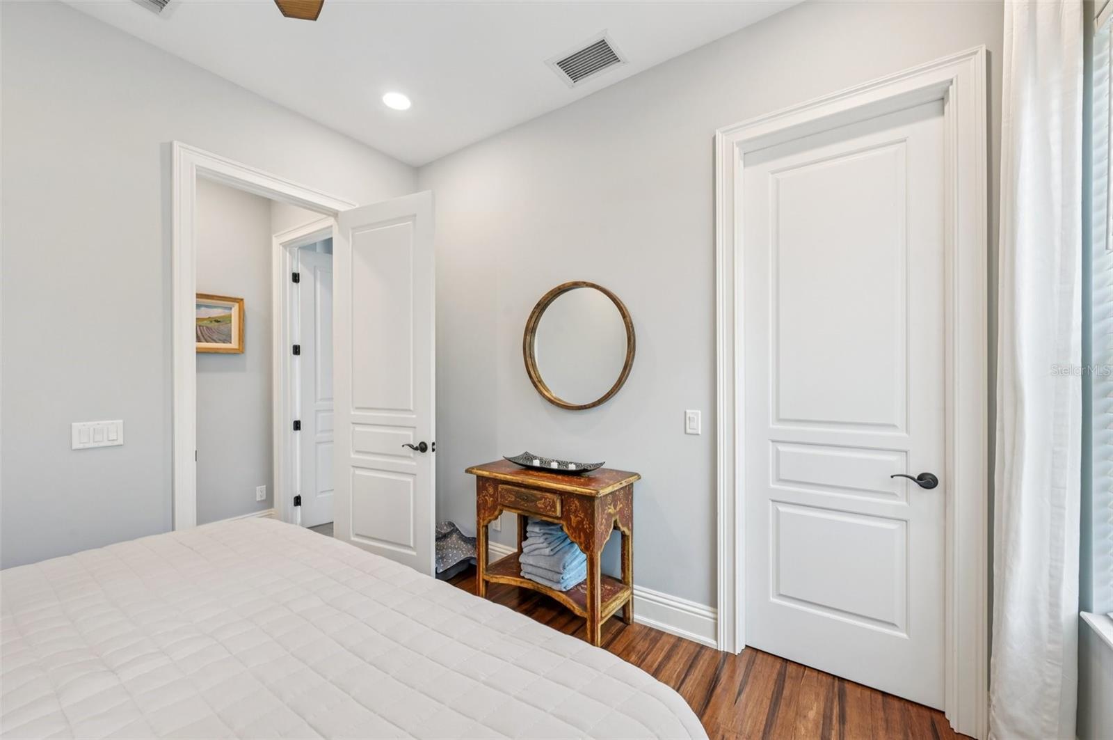 COLONIAL BAY ACRES - Residential