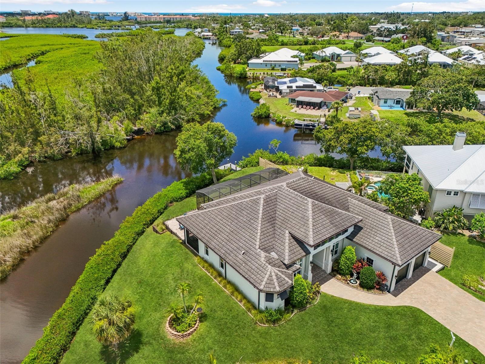 609 COLONIAL BAY DRIVE