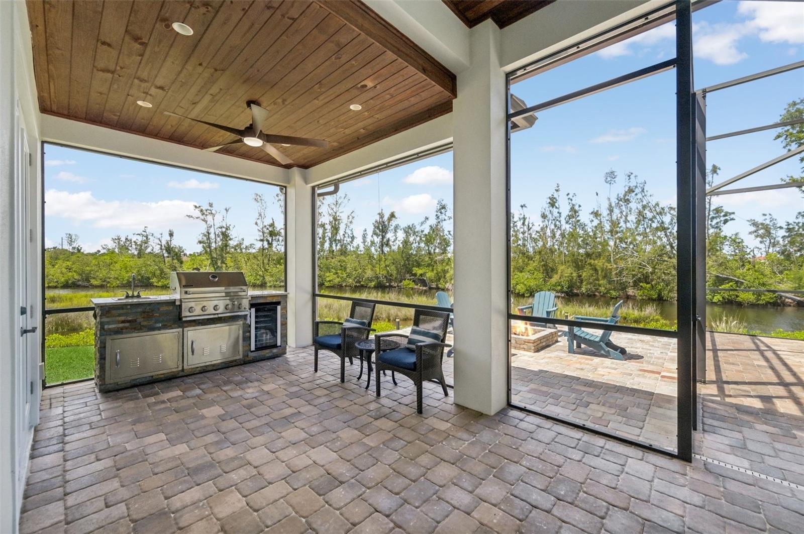 COLONIAL BAY ACRES - Residential