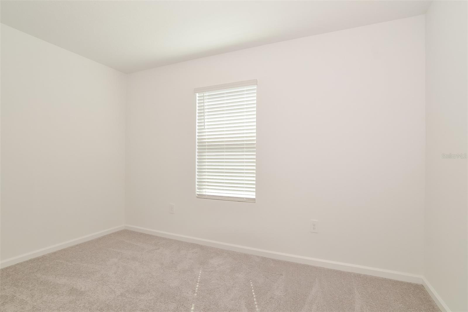 HAMILTON BLUFF SUB - Residential Lease