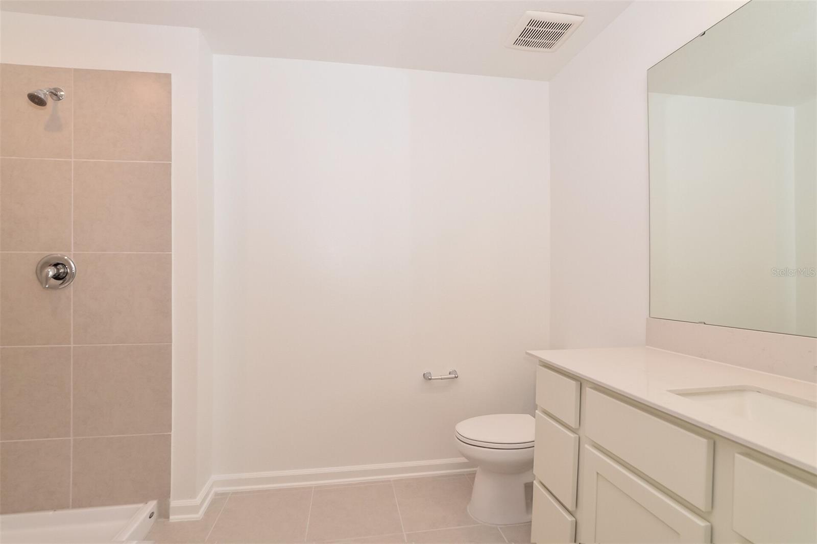 HAMILTON BLUFF SUB - Residential Lease