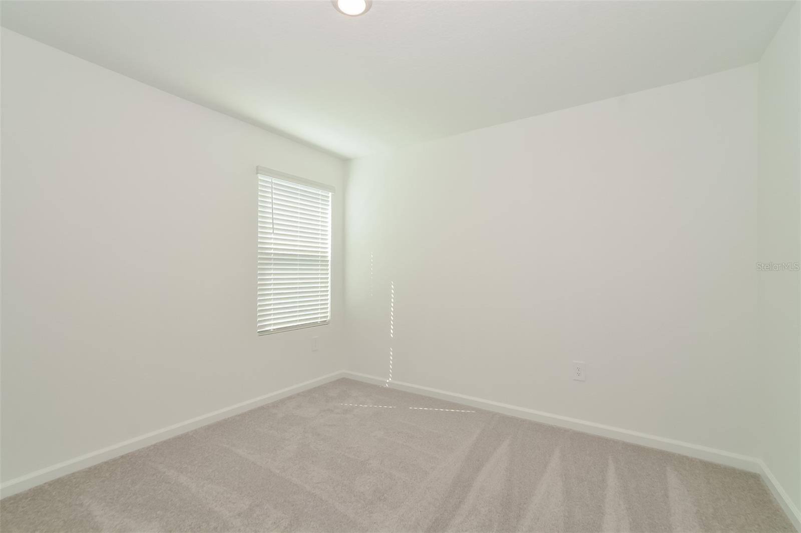 HAMILTON BLUFF SUB - Residential Lease