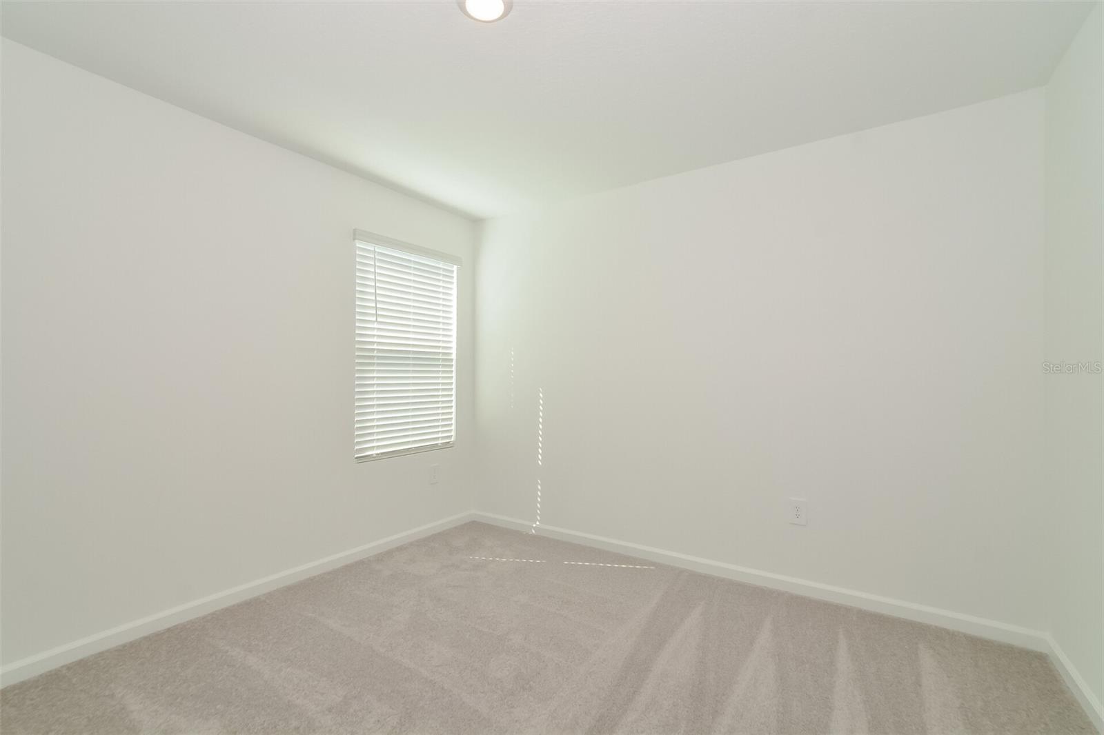 HAMILTON BLUFF SUB - Residential Lease