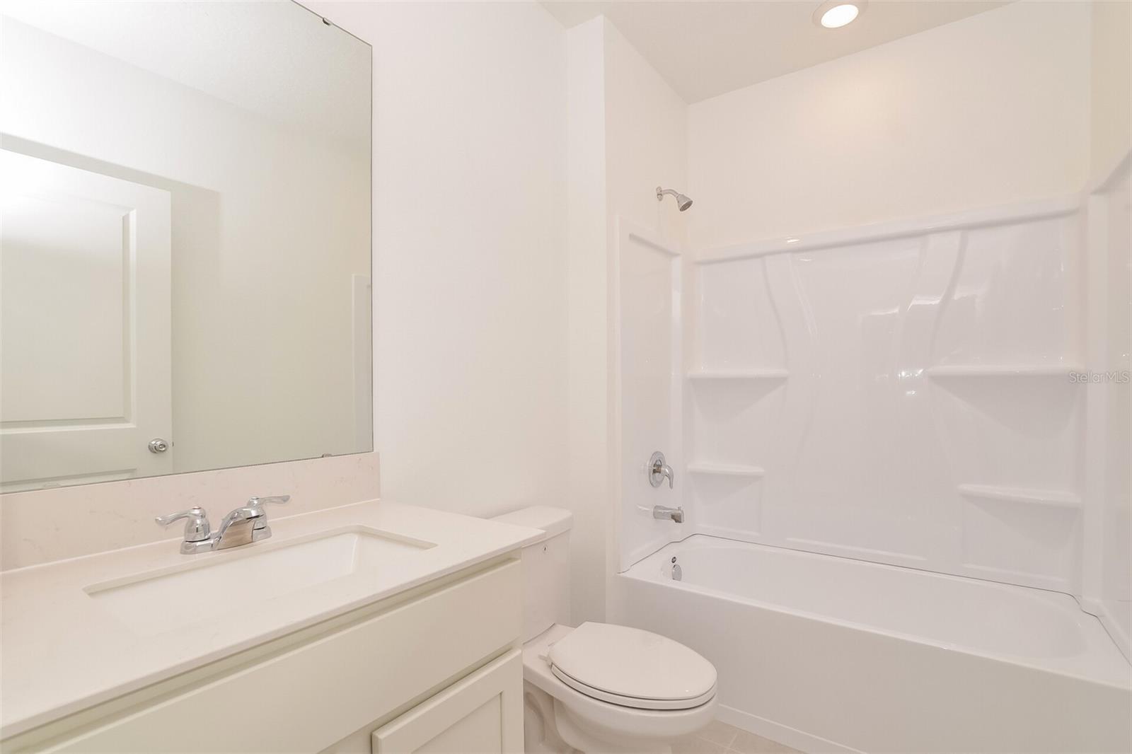 HAMILTON BLUFF SUB - Residential Lease