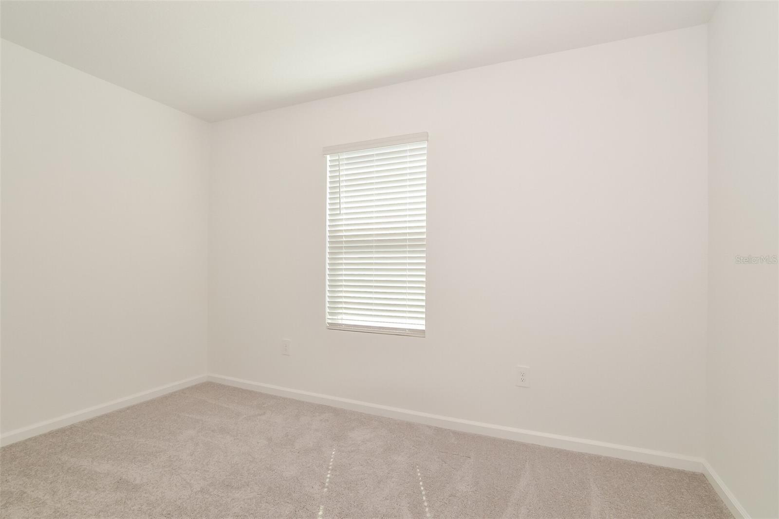 HAMILTON BLUFF SUB - Residential Lease