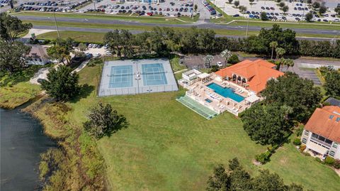 A home in WINTER HAVEN