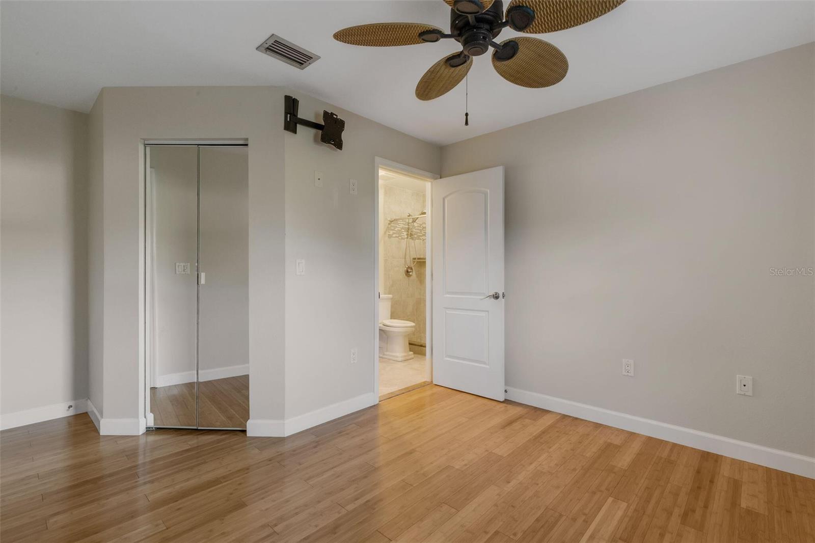 OAK GROVE PARK - Residential