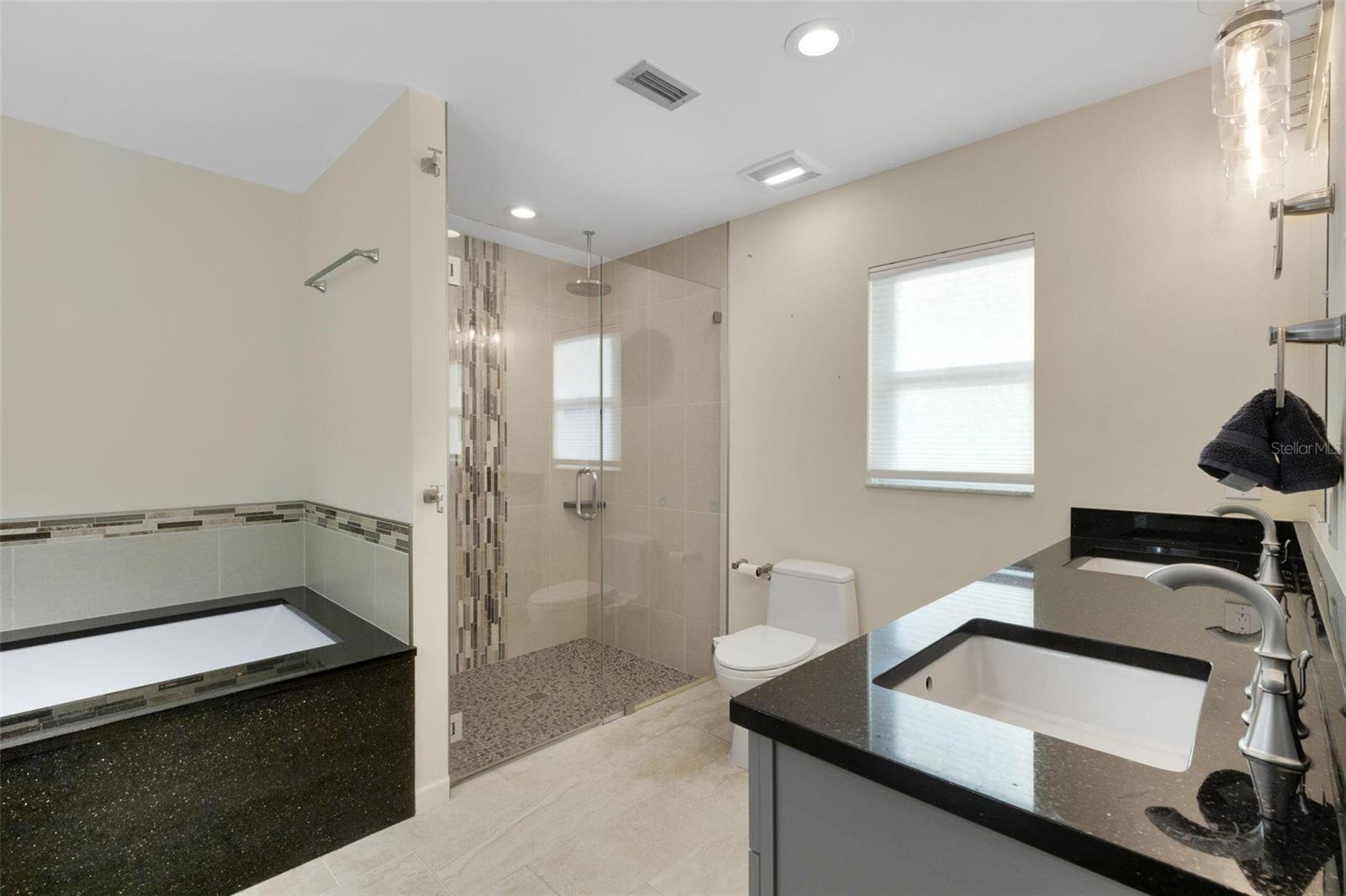 OAK GROVE PARK - Residential