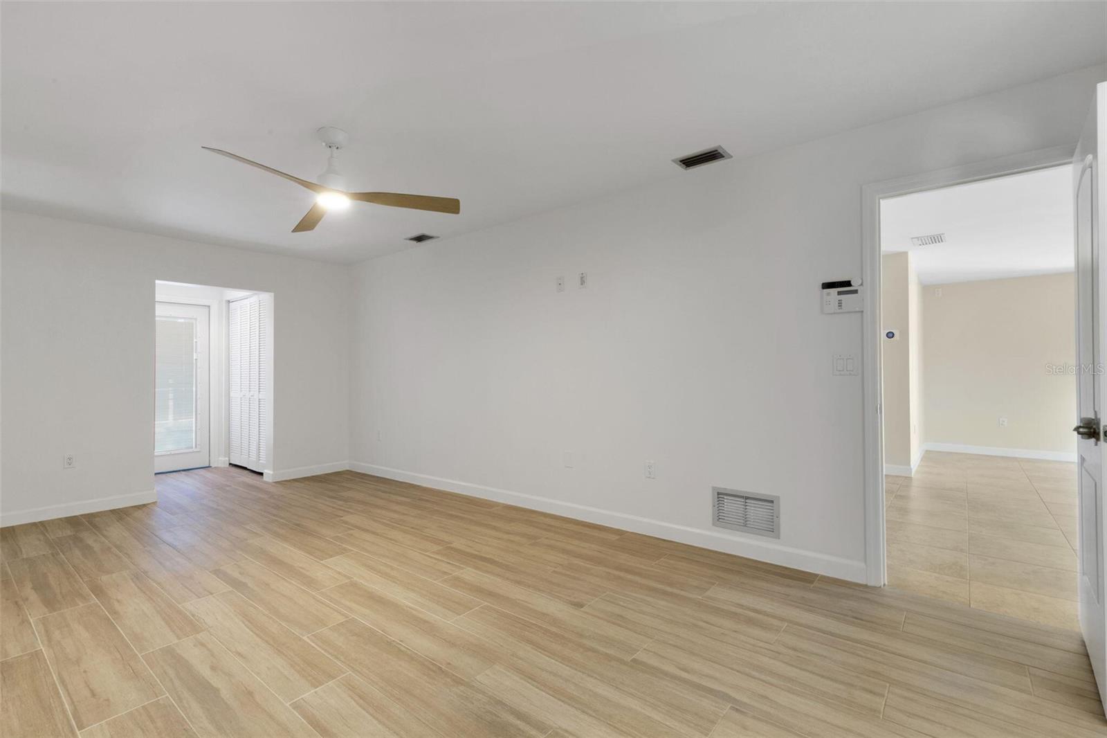 OAK GROVE PARK - Residential